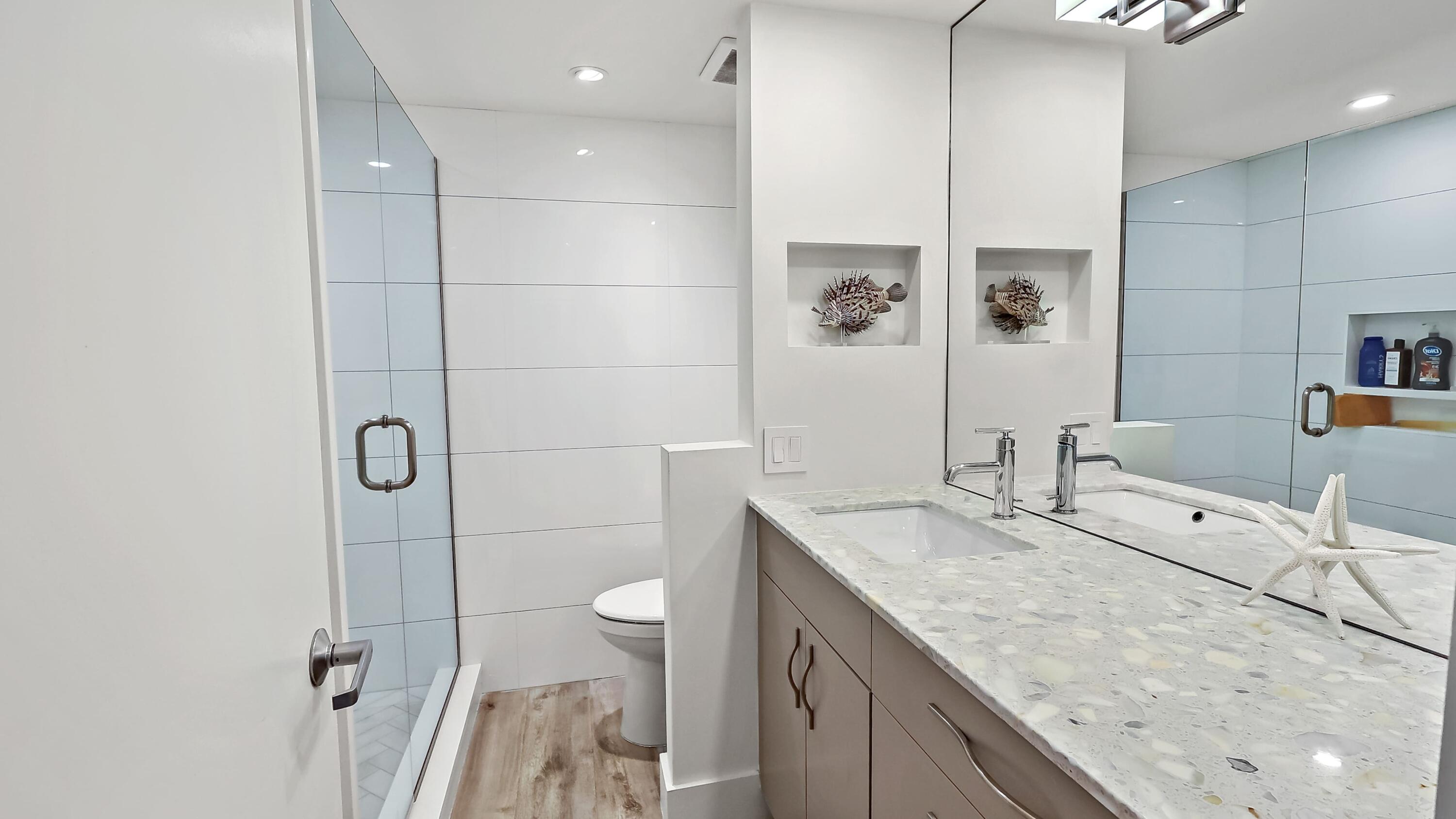 AQUANIQUE OCEAN CLUB, A CONDOMINIUM - Residential