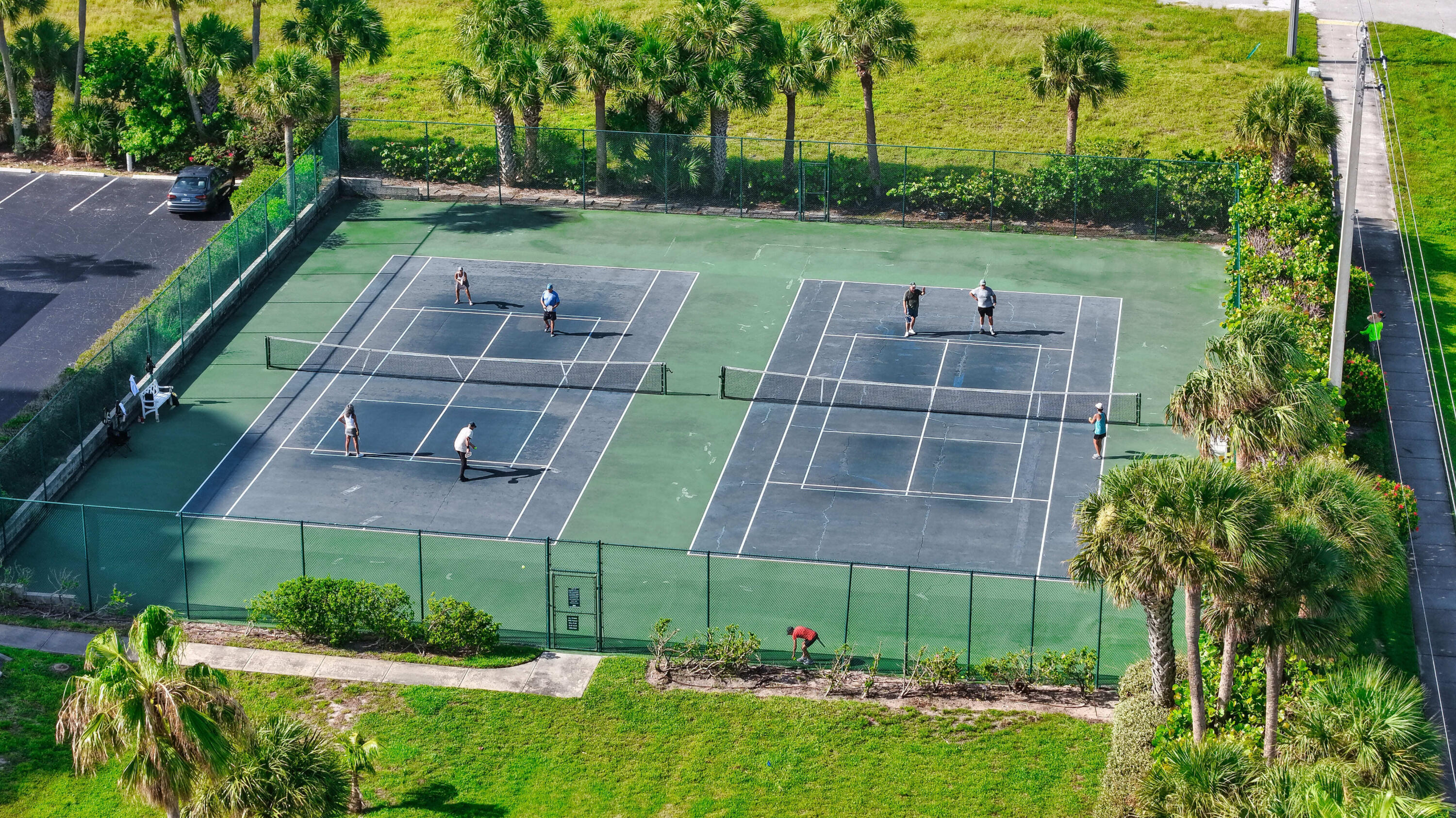AQUANIQUE OCEAN CLUB, A CONDOMINIUM - Residential
