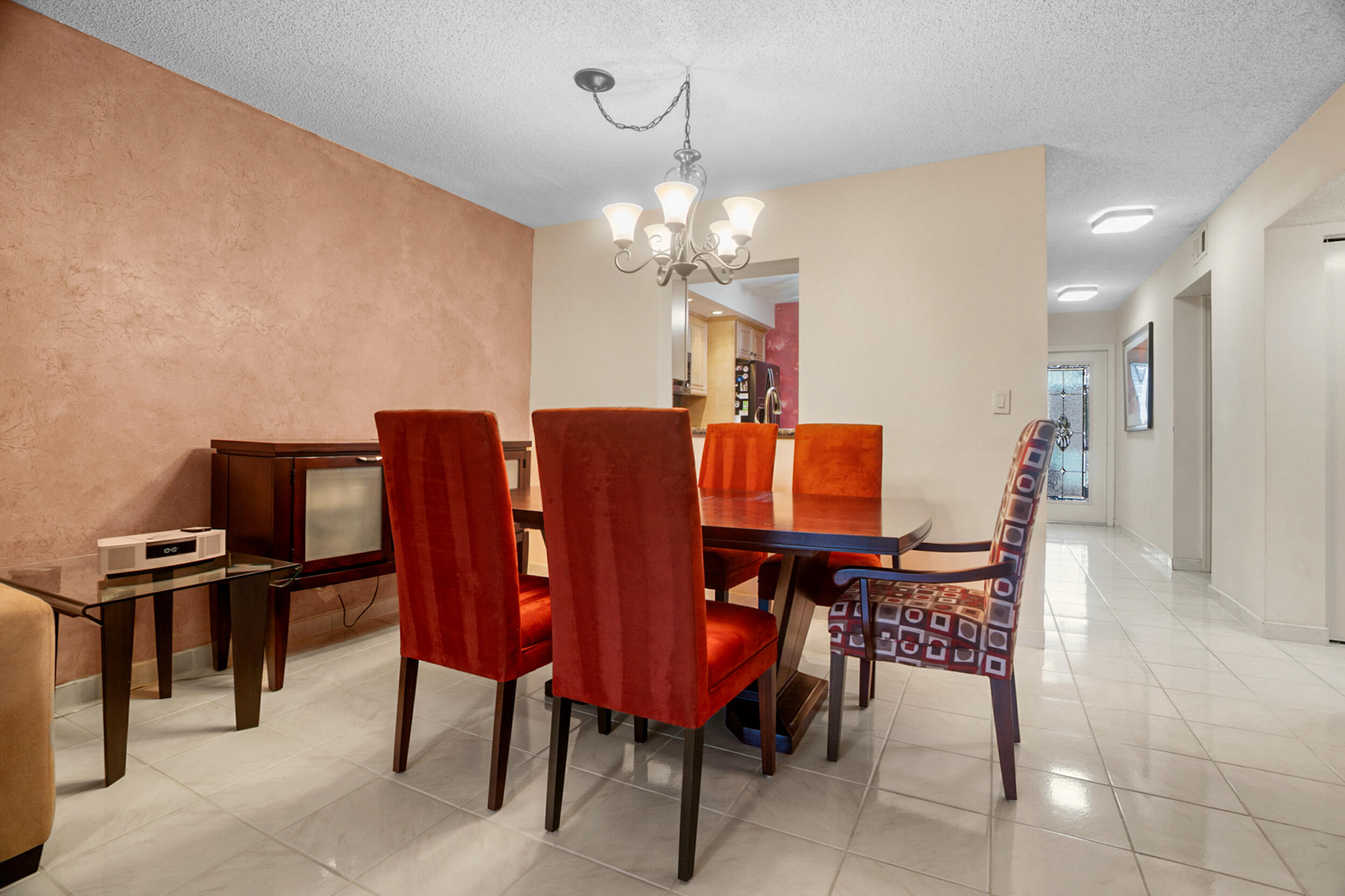 TOWN VILLAS - Residential