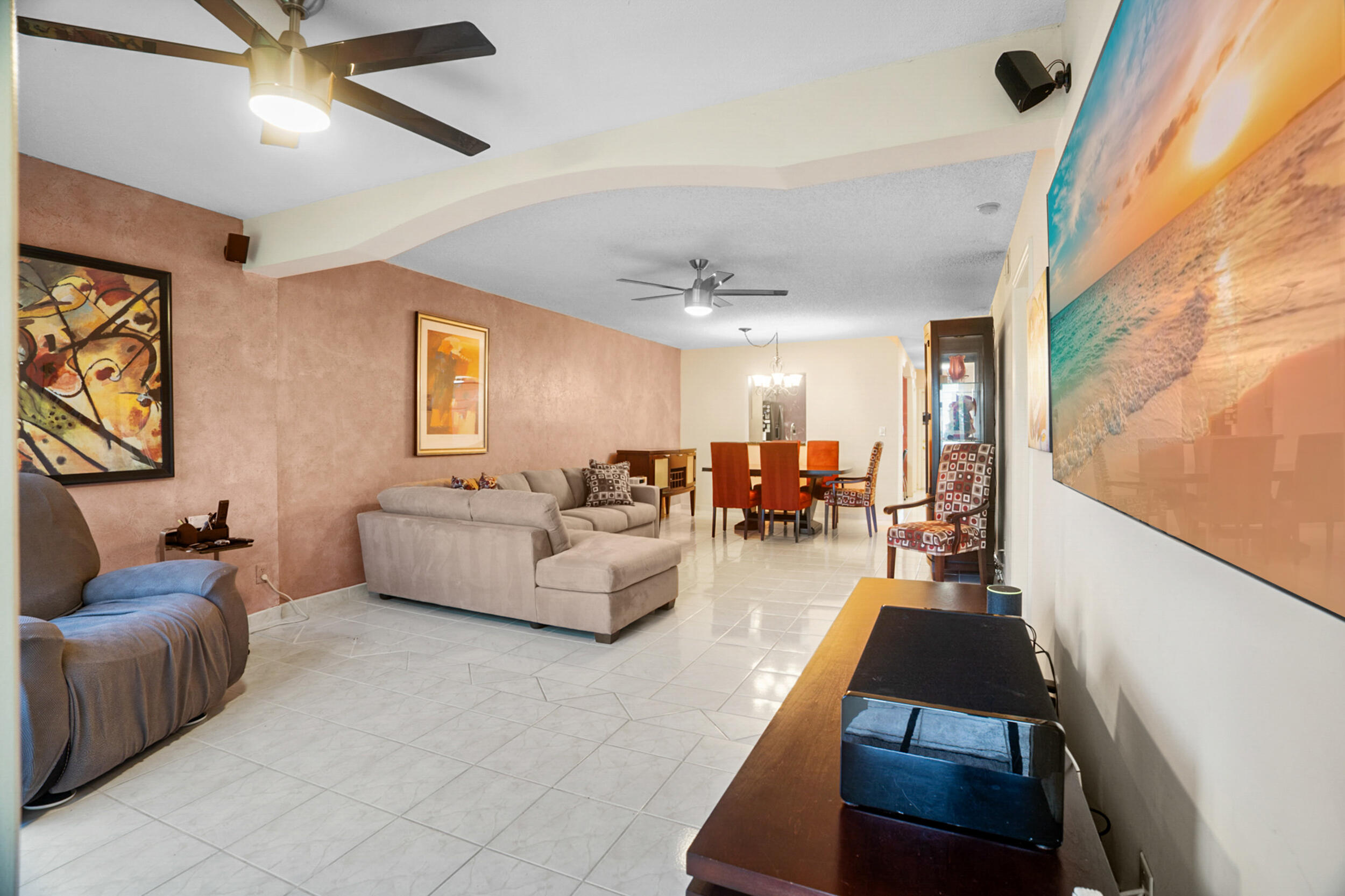 TOWN VILLAS - Residential