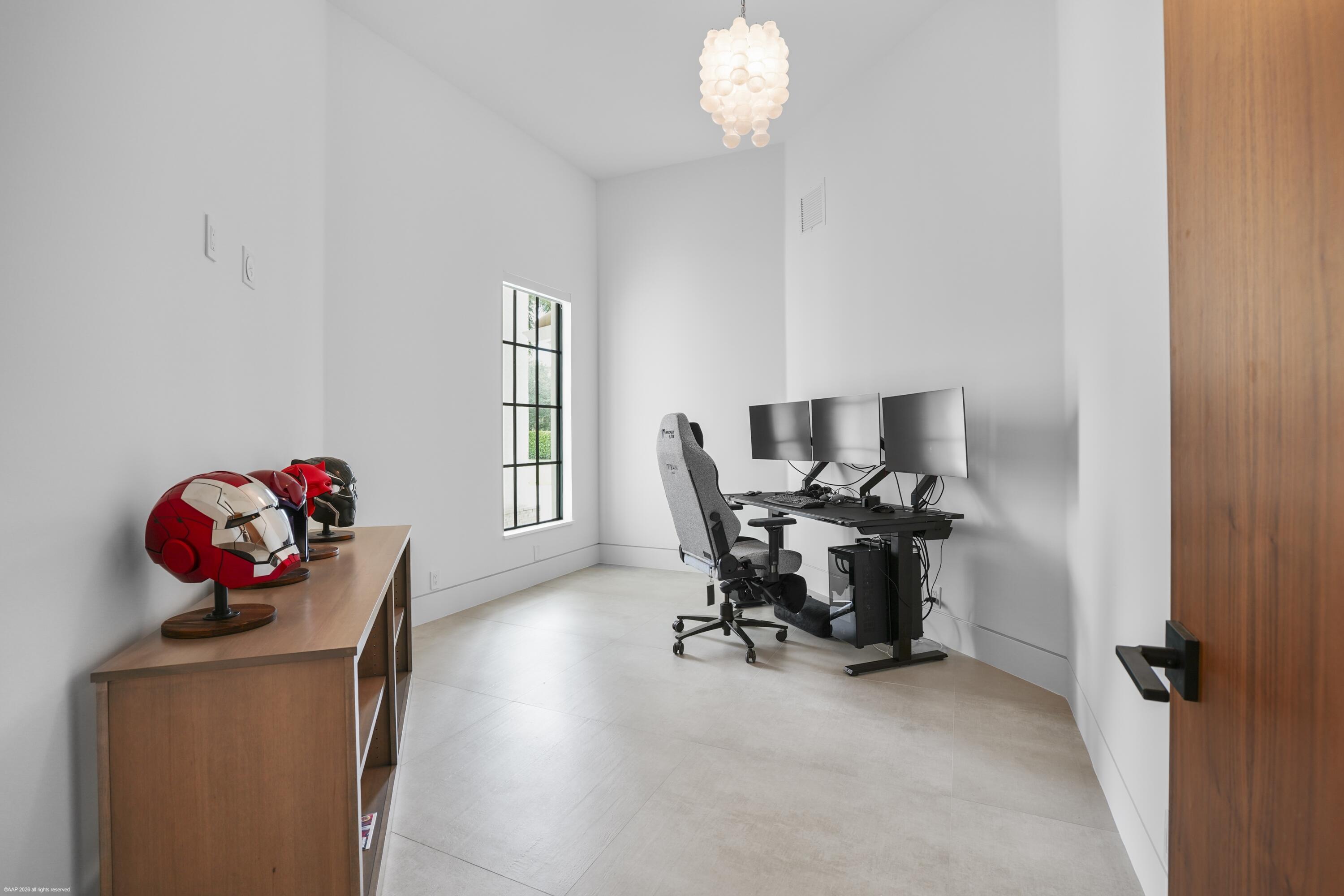 PALM BEACH POINT - Residential