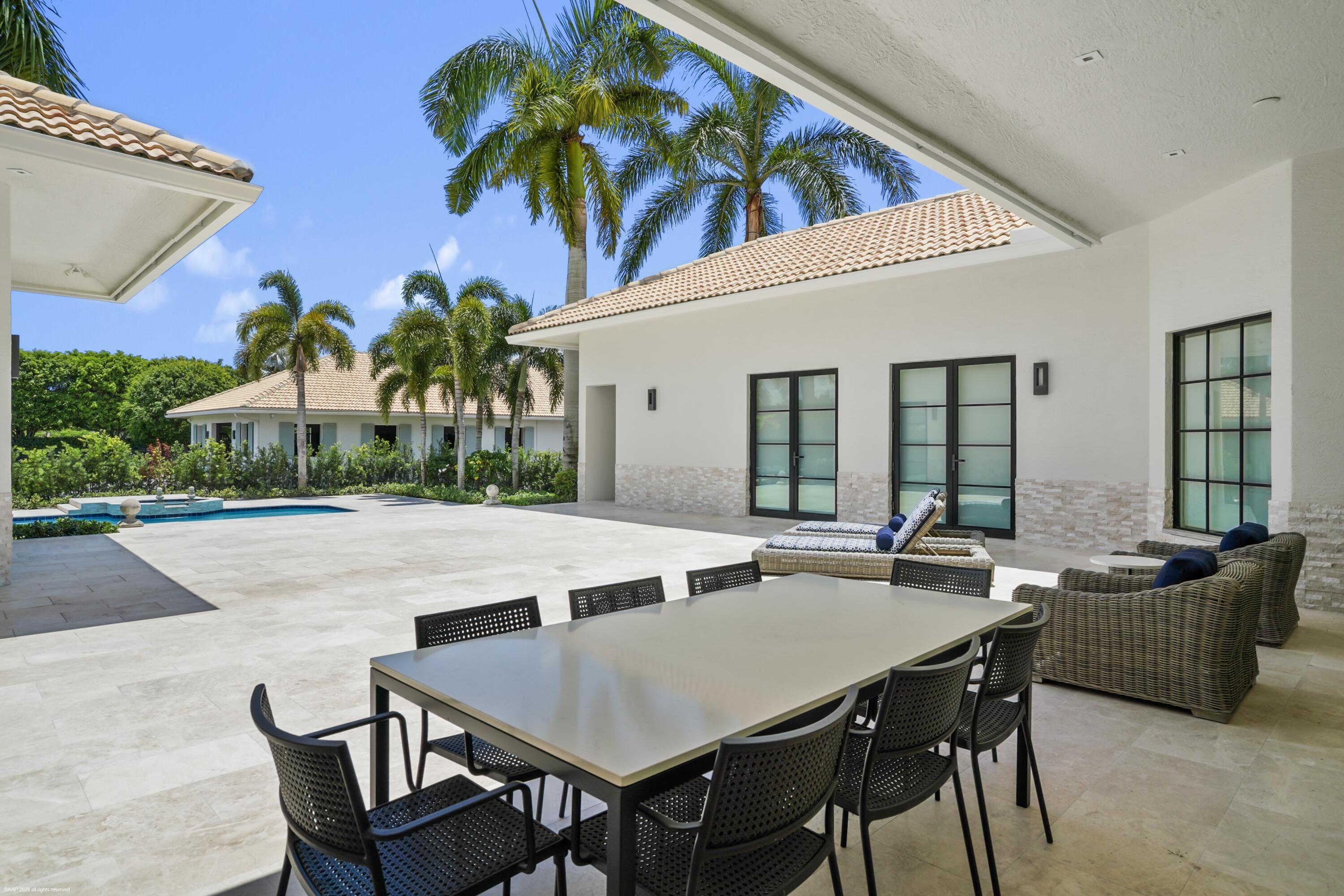 PALM BEACH POINT - Residential