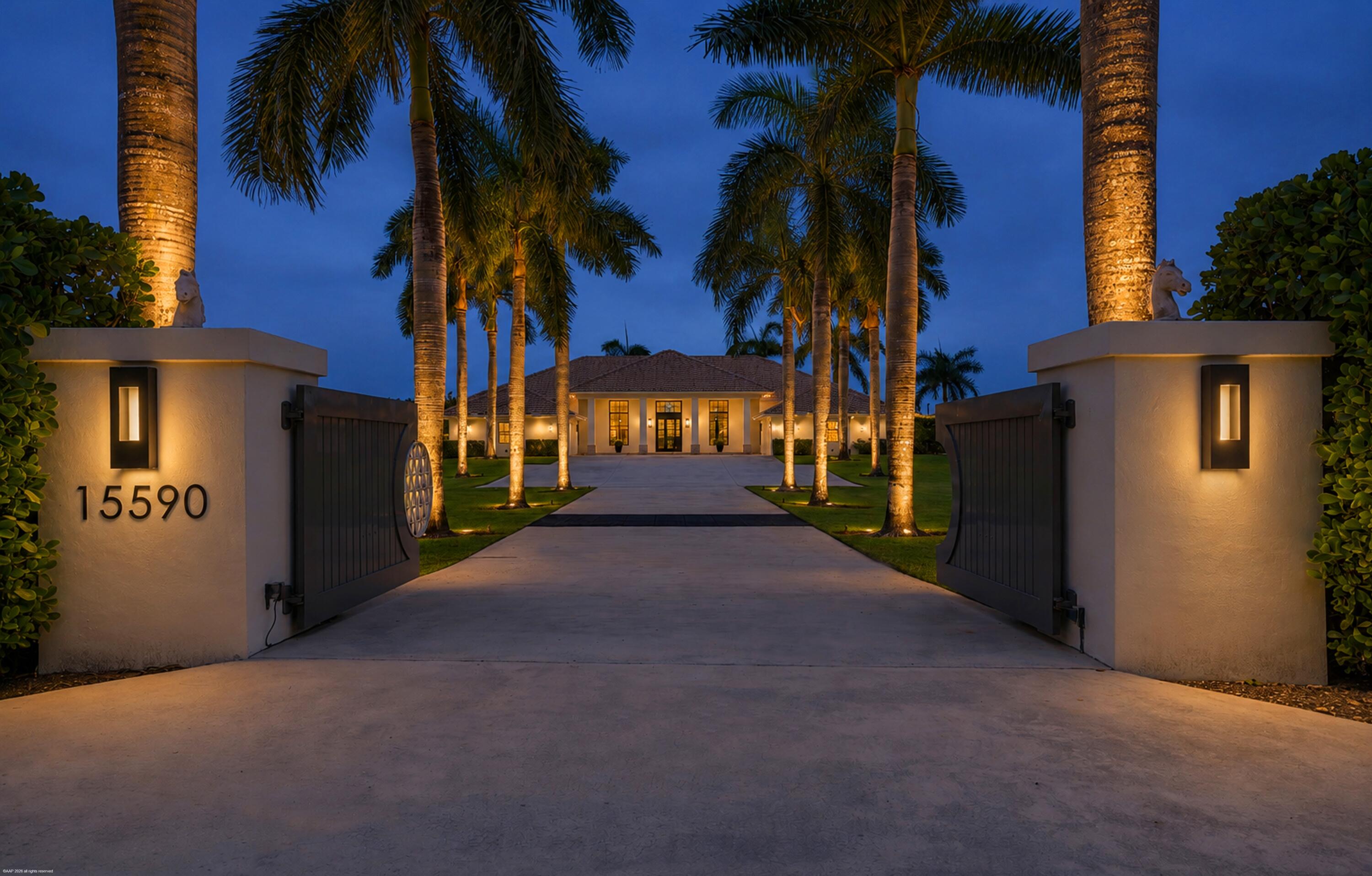 PALM BEACH POINT - Residential