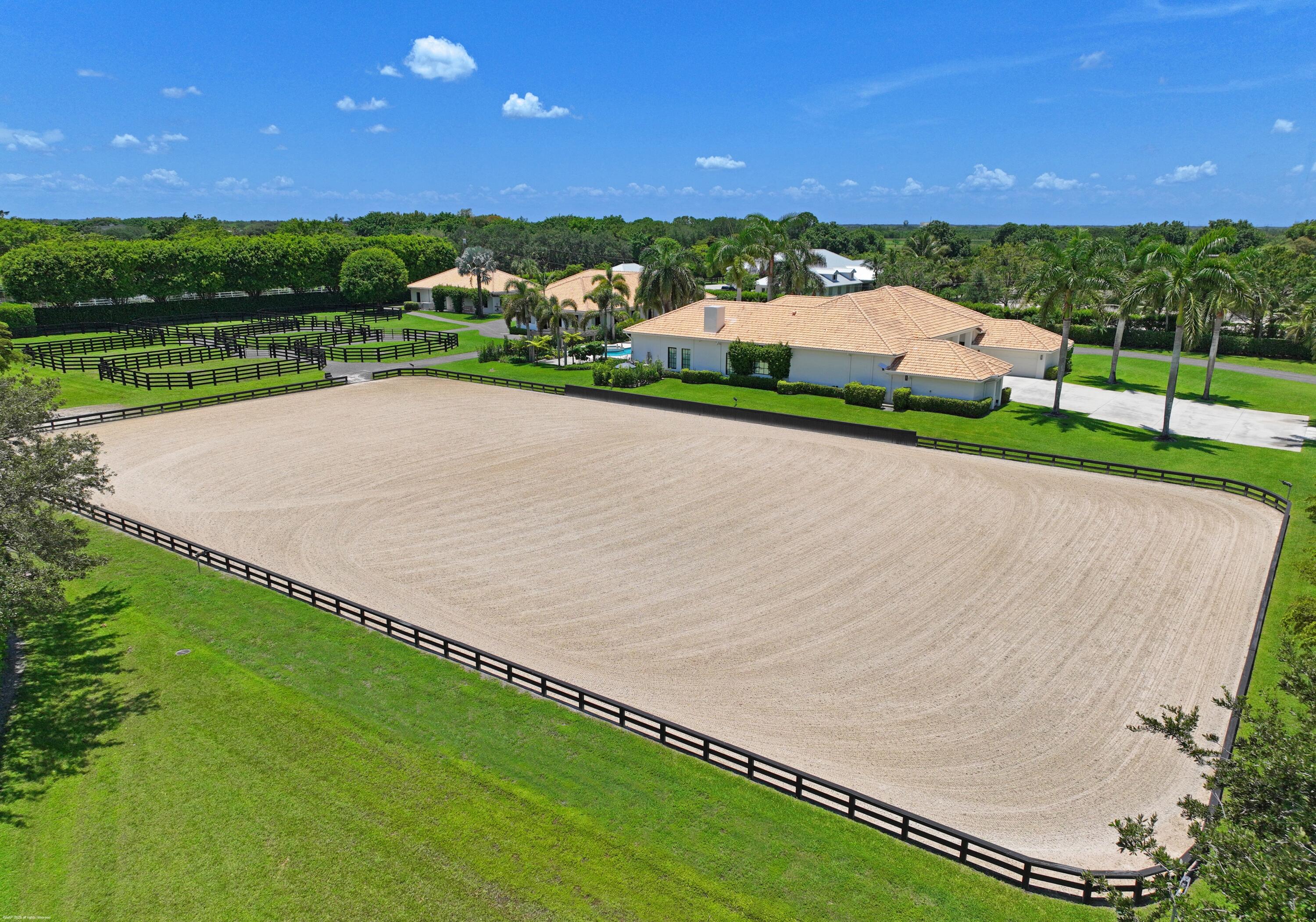 PALM BEACH POINT - Residential