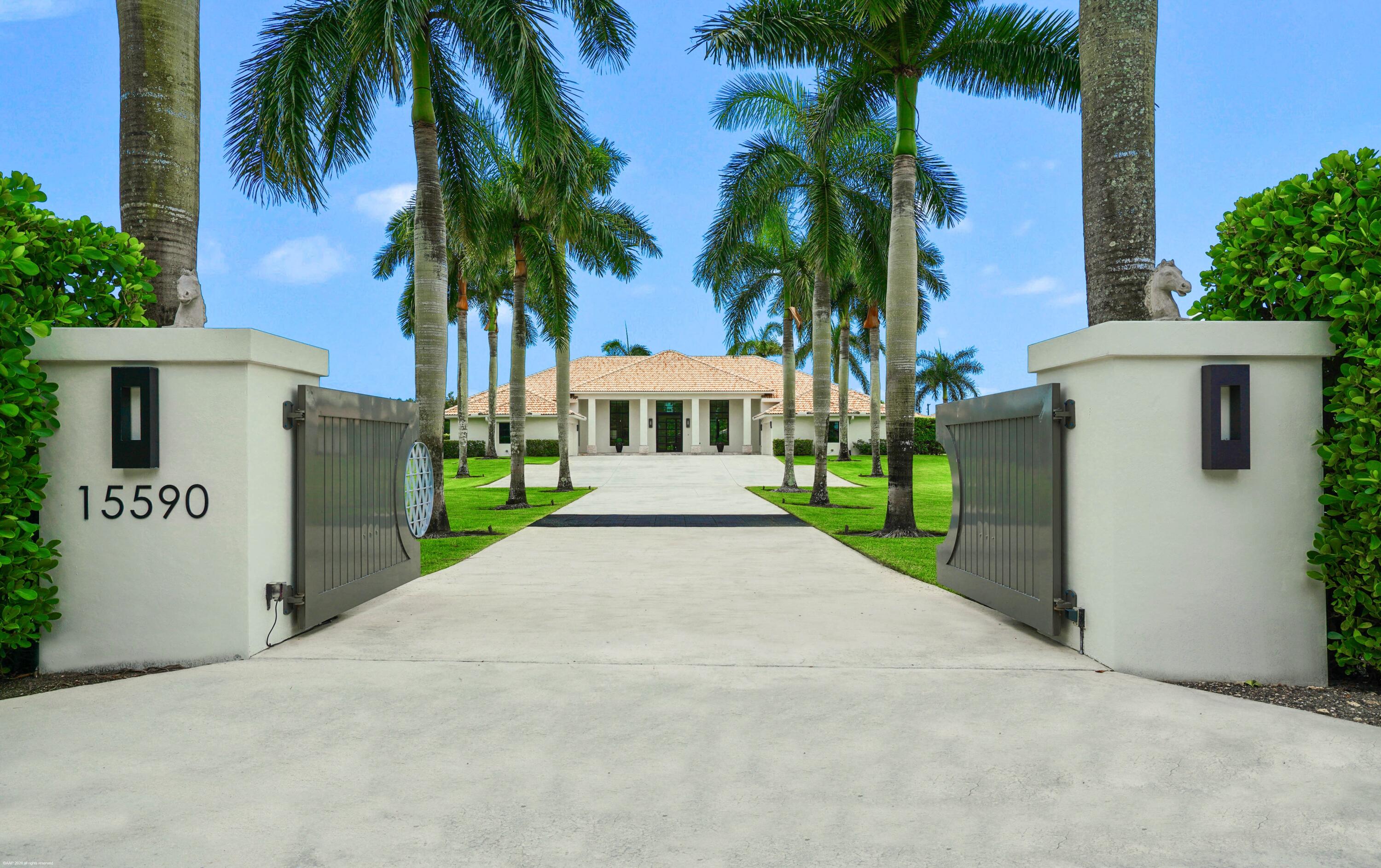 PALM BEACH POINT - Residential