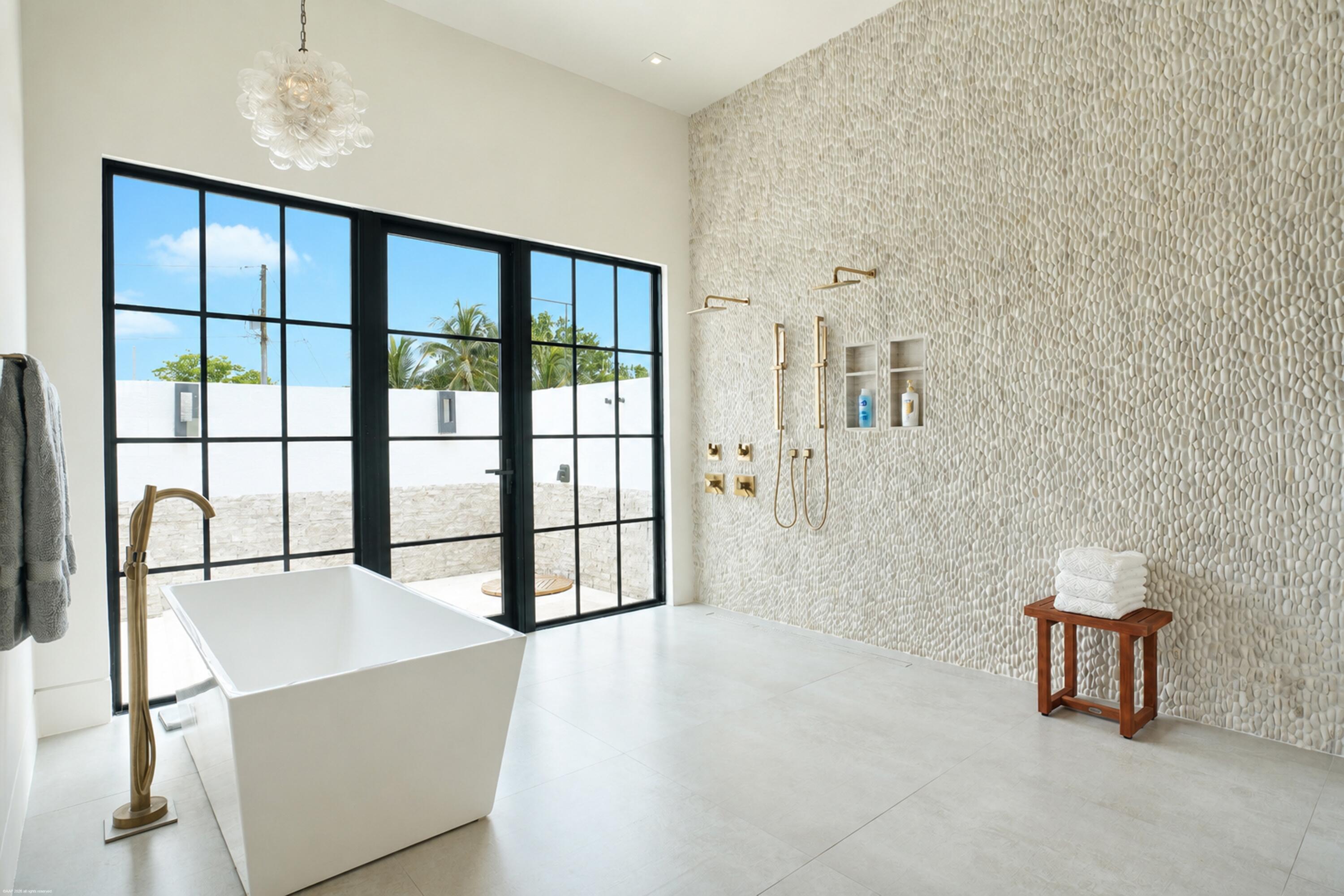 PALM BEACH POINT - Residential