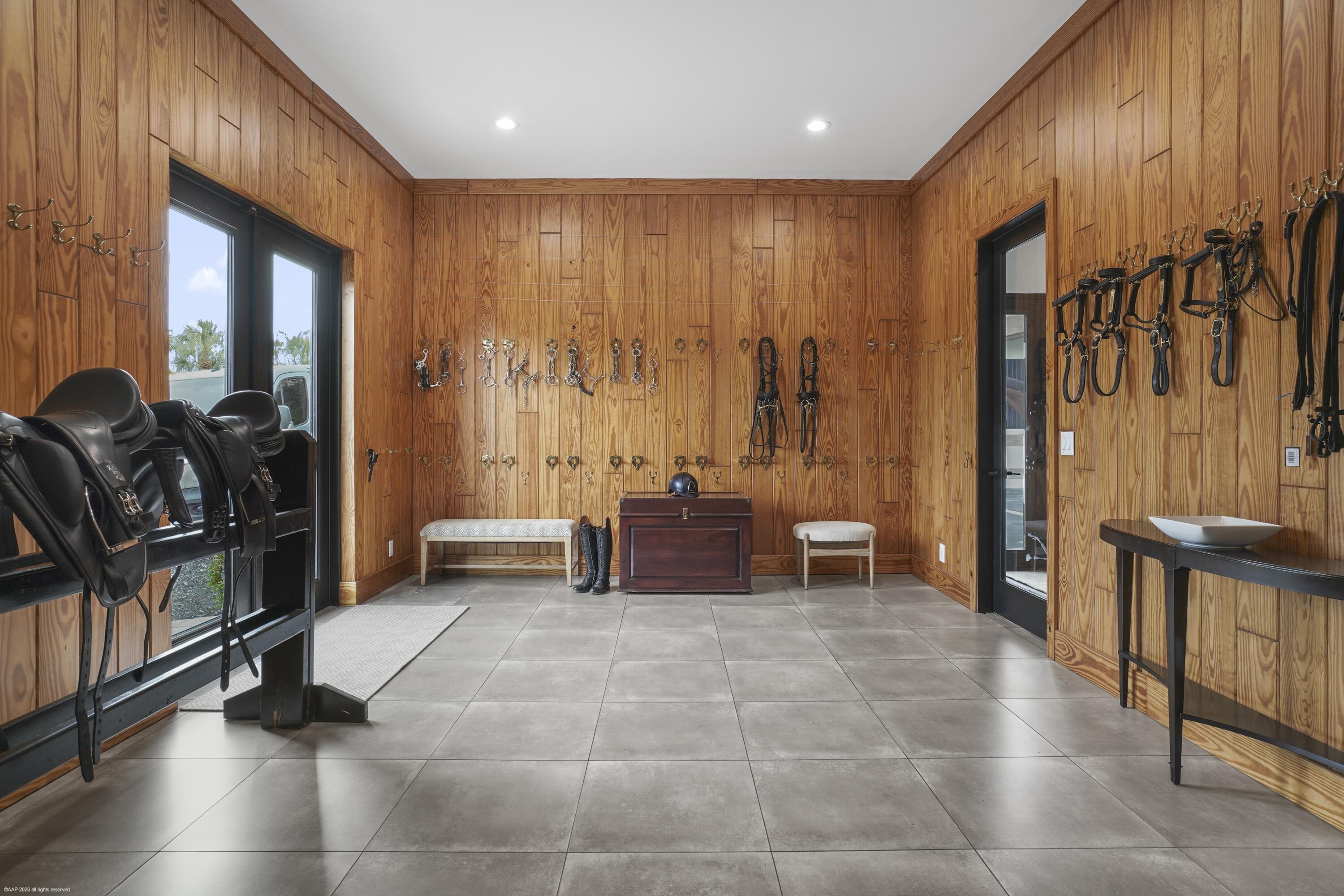 PALM BEACH POINT - Residential