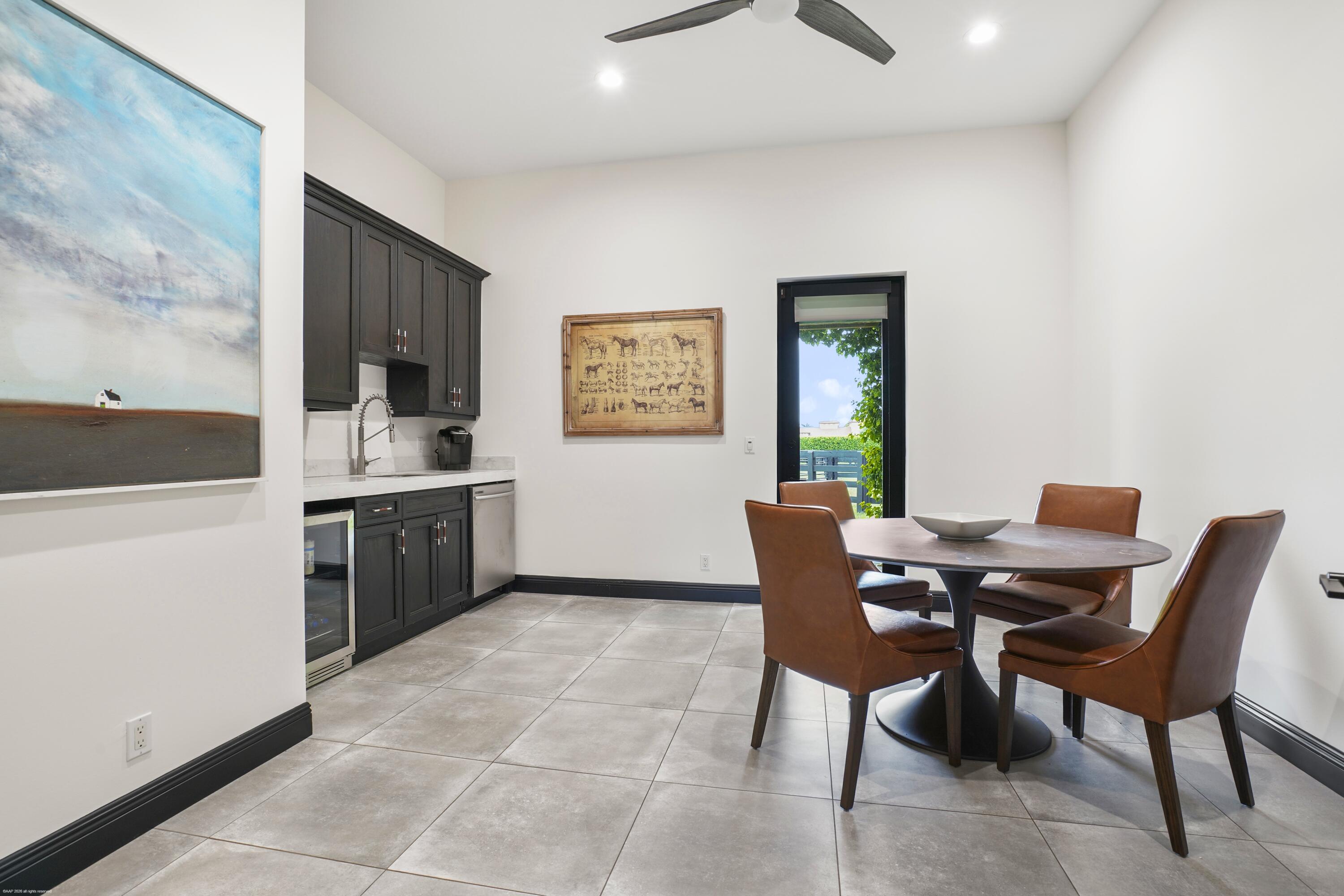 PALM BEACH POINT - Residential