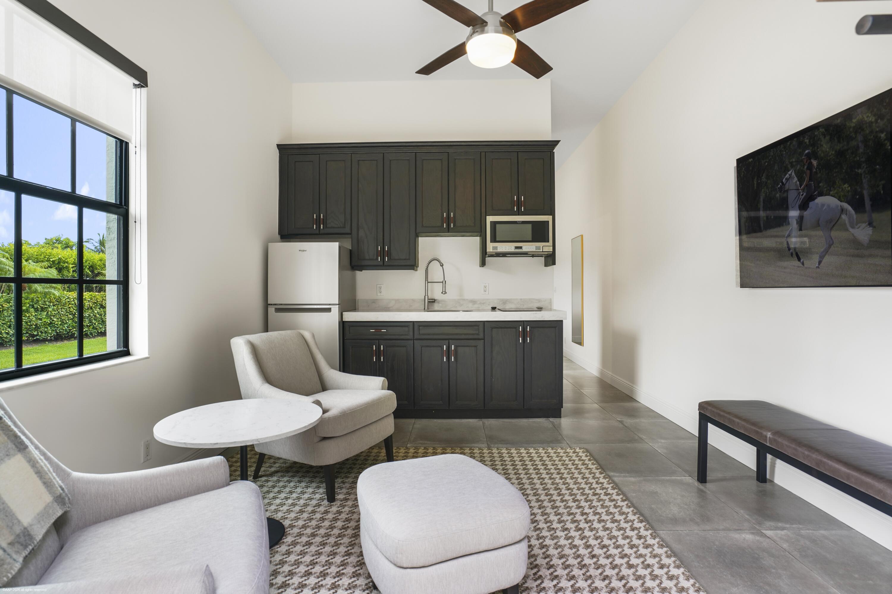 PALM BEACH POINT - Residential