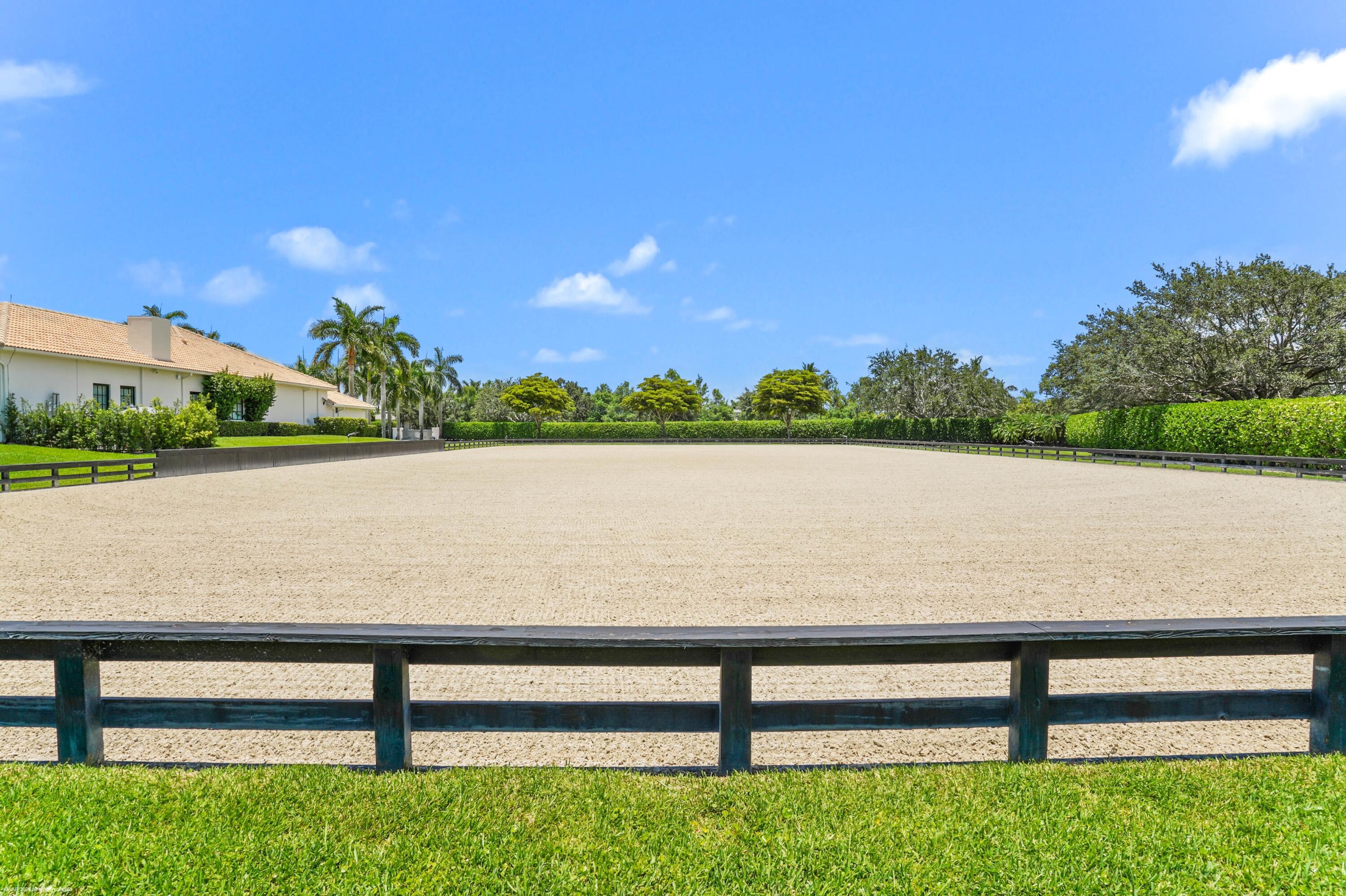 PALM BEACH POINT - Residential