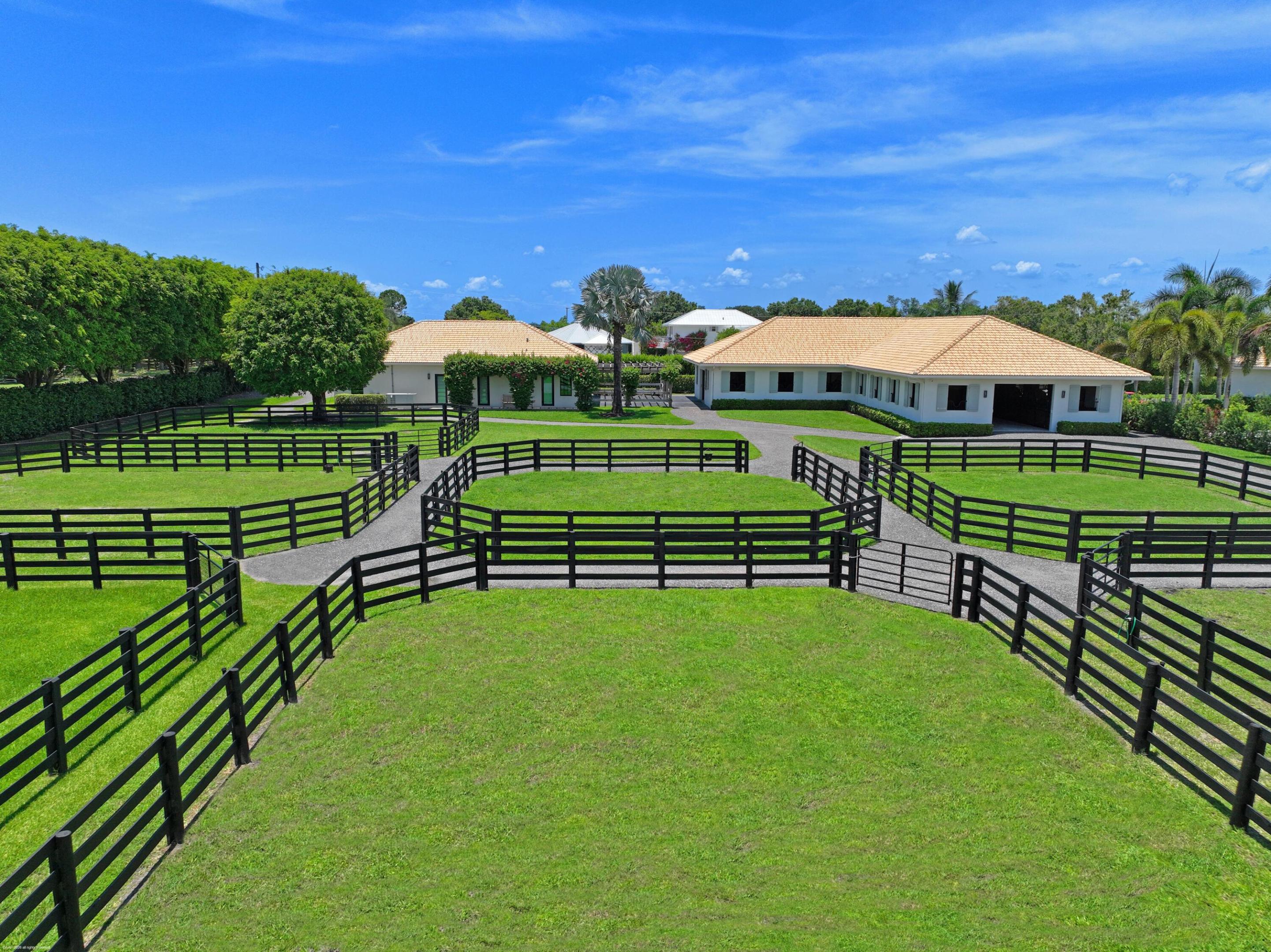 PALM BEACH POINT - Residential