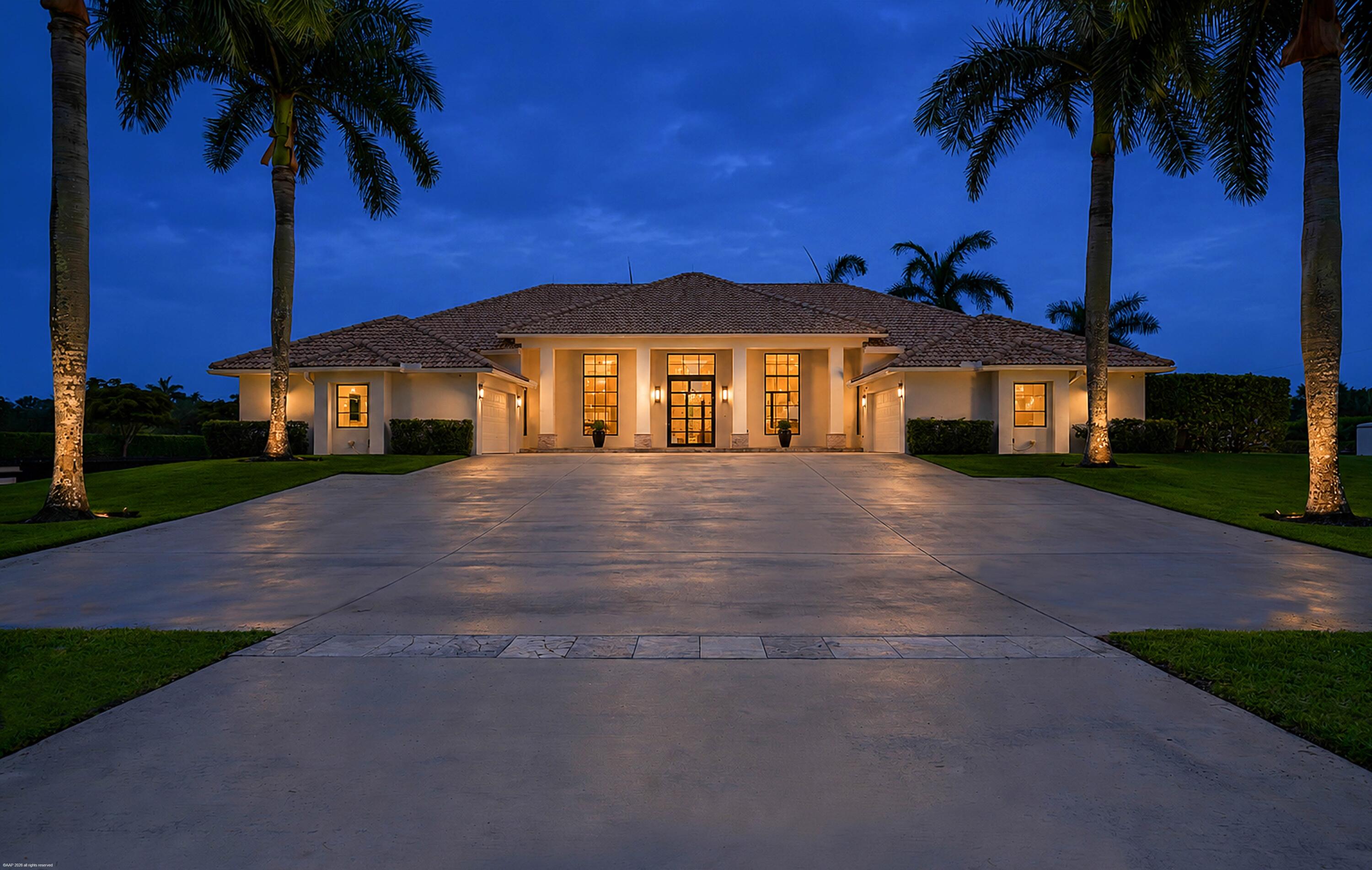 PALM BEACH POINT - Residential
