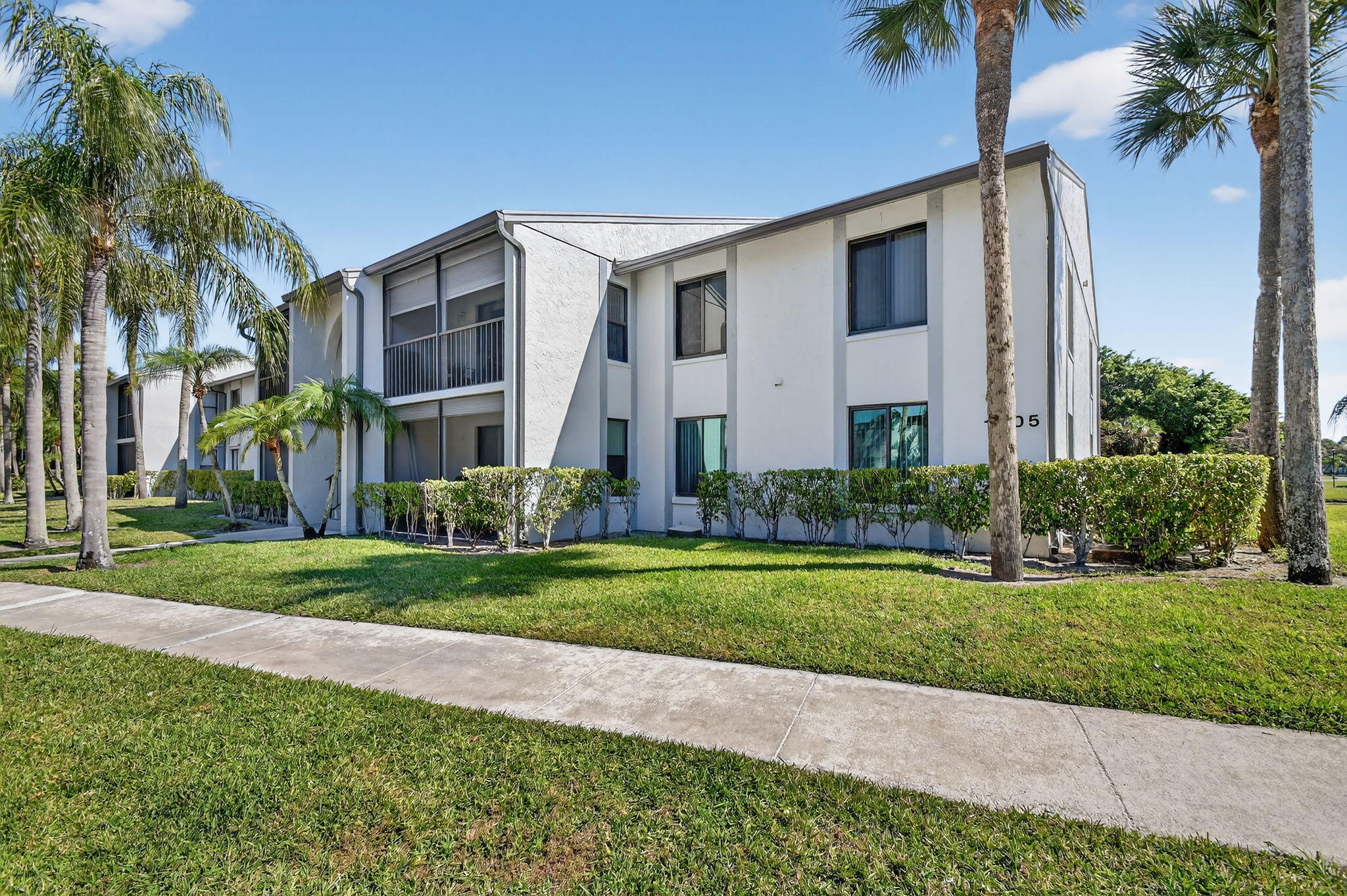 Palm Club Village 1 - Residential