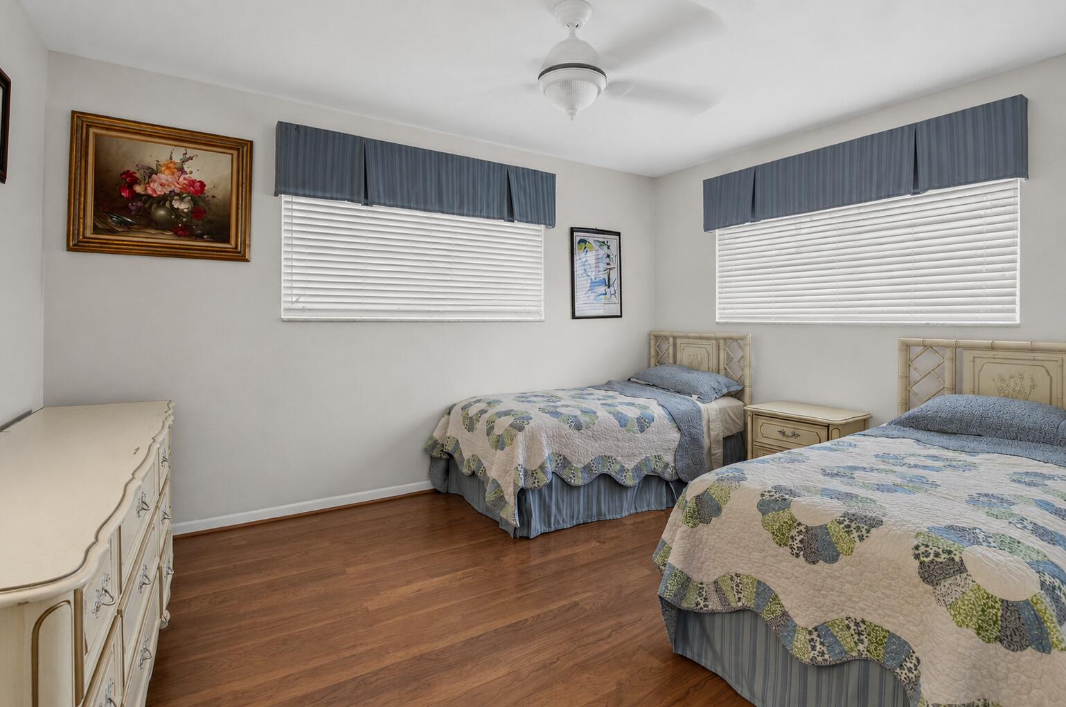 ROYAL OAK HILLS 1ST SEC - Residential