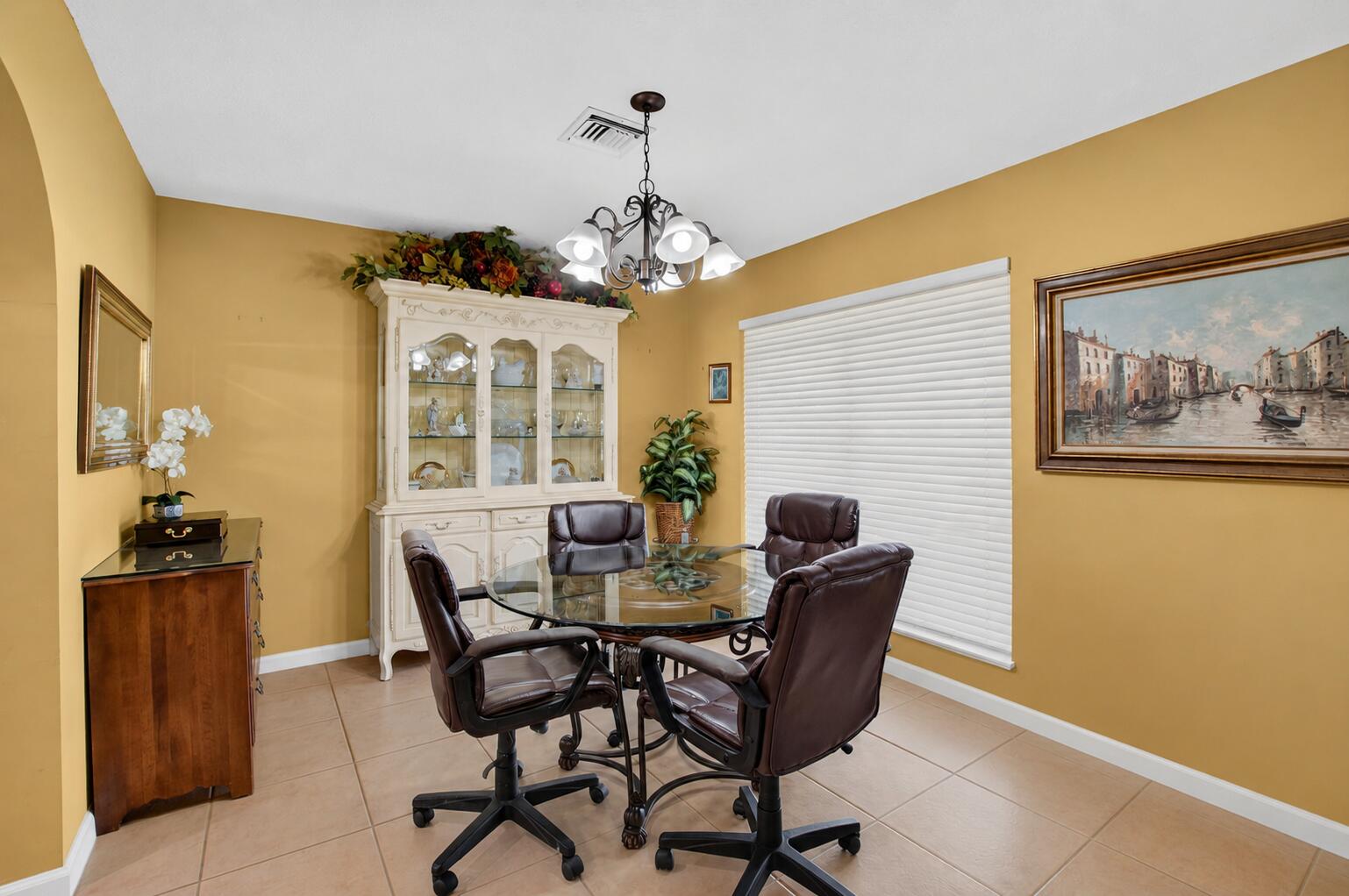 ROYAL OAK HILLS 1ST SEC - Residential