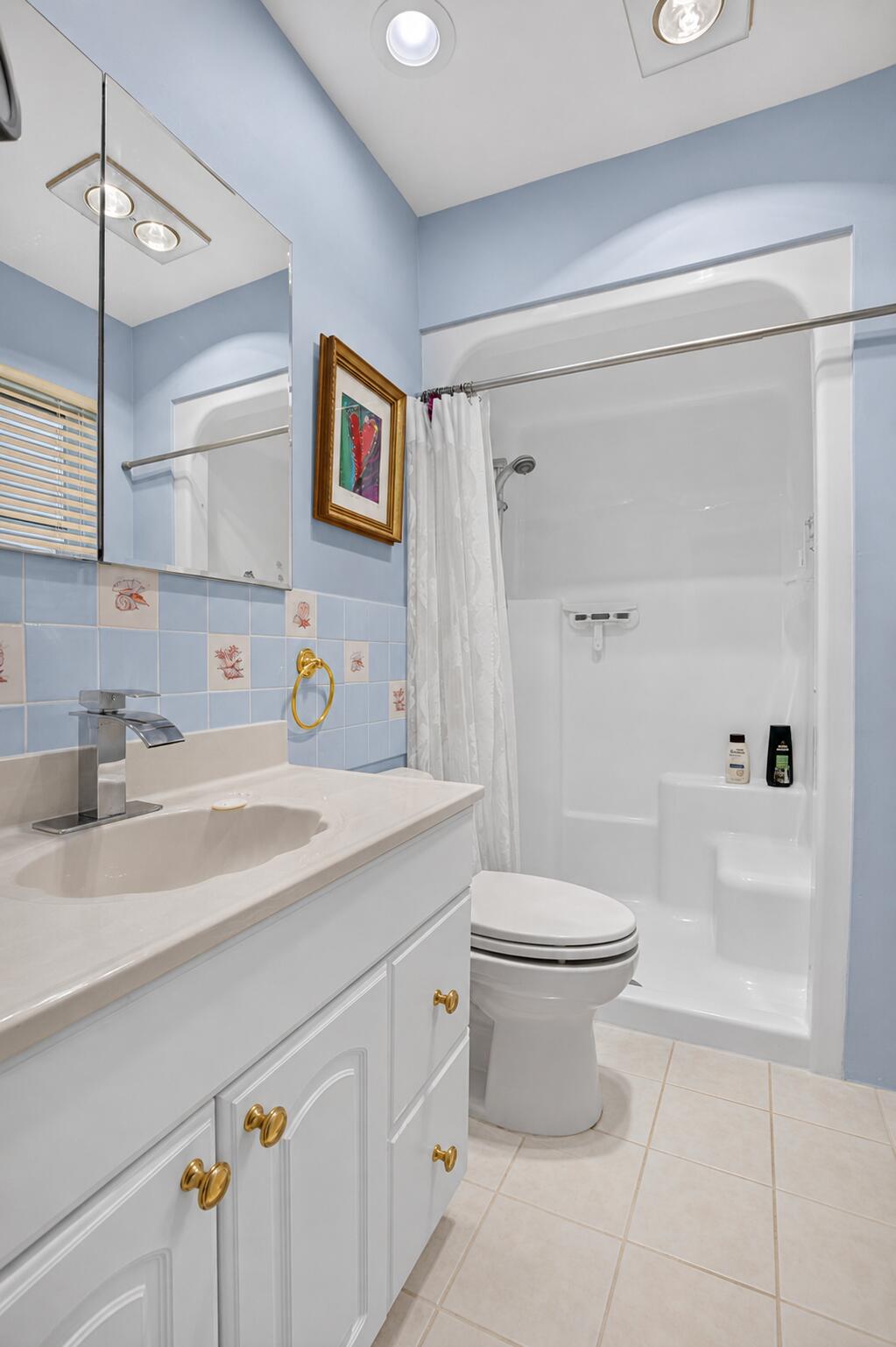 ROYAL OAK HILLS 1ST SEC - Residential