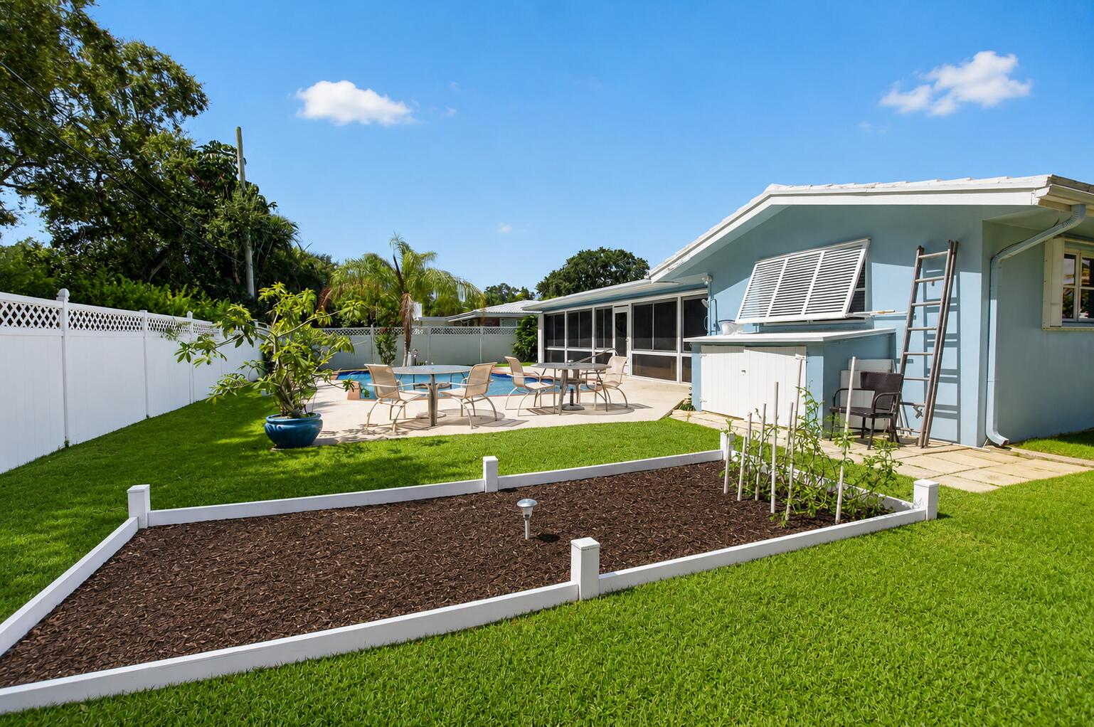 ROYAL OAK HILLS 1ST SEC - Residential