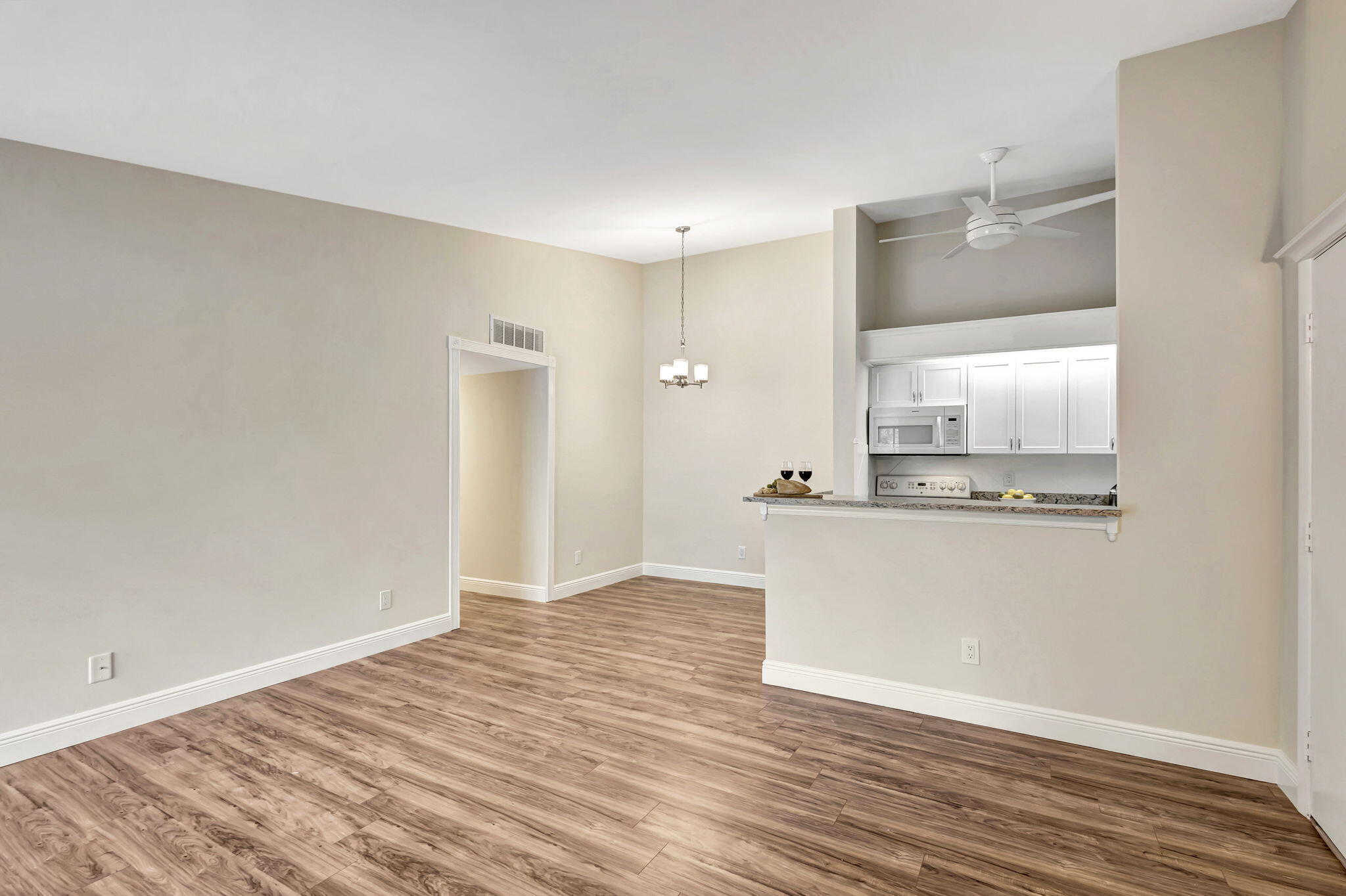 DUNBAR WOODS CONDO I II AND III IN OR4410P782, - Residential