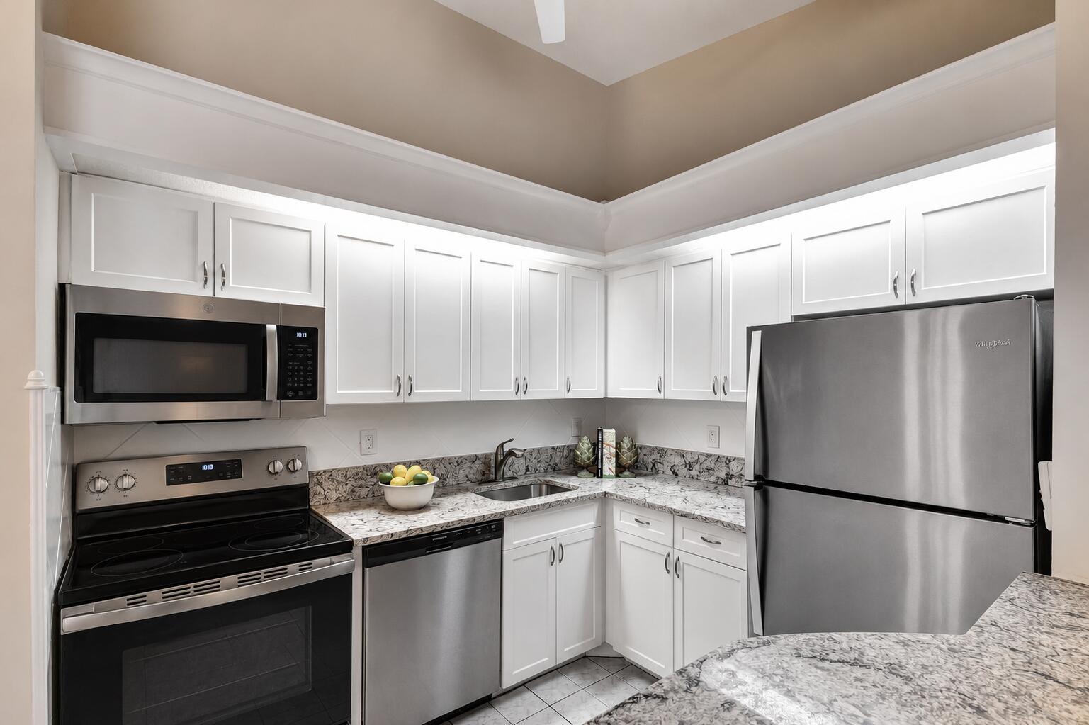 DUNBAR WOODS CONDO I II AND III IN OR4410P782, - Residential