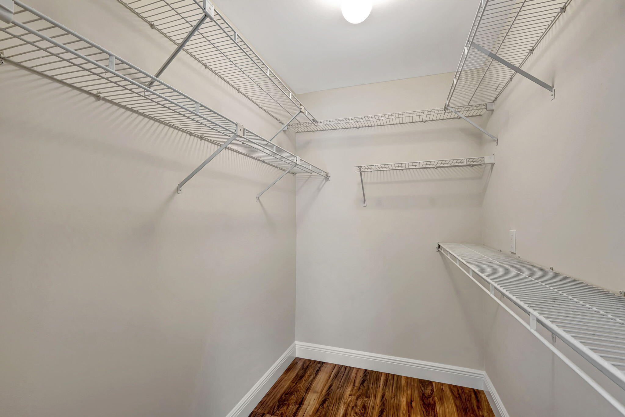 DUNBAR WOODS CONDO I II AND III IN OR4410P782, - Residential