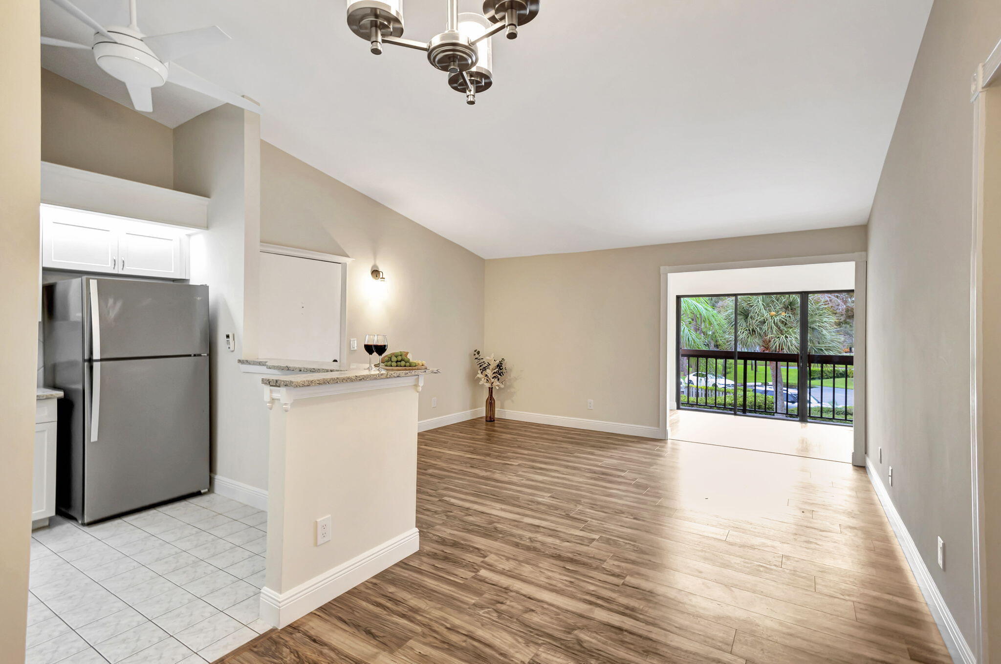 DUNBAR WOODS CONDO I II AND III IN OR4410P782, - Residential