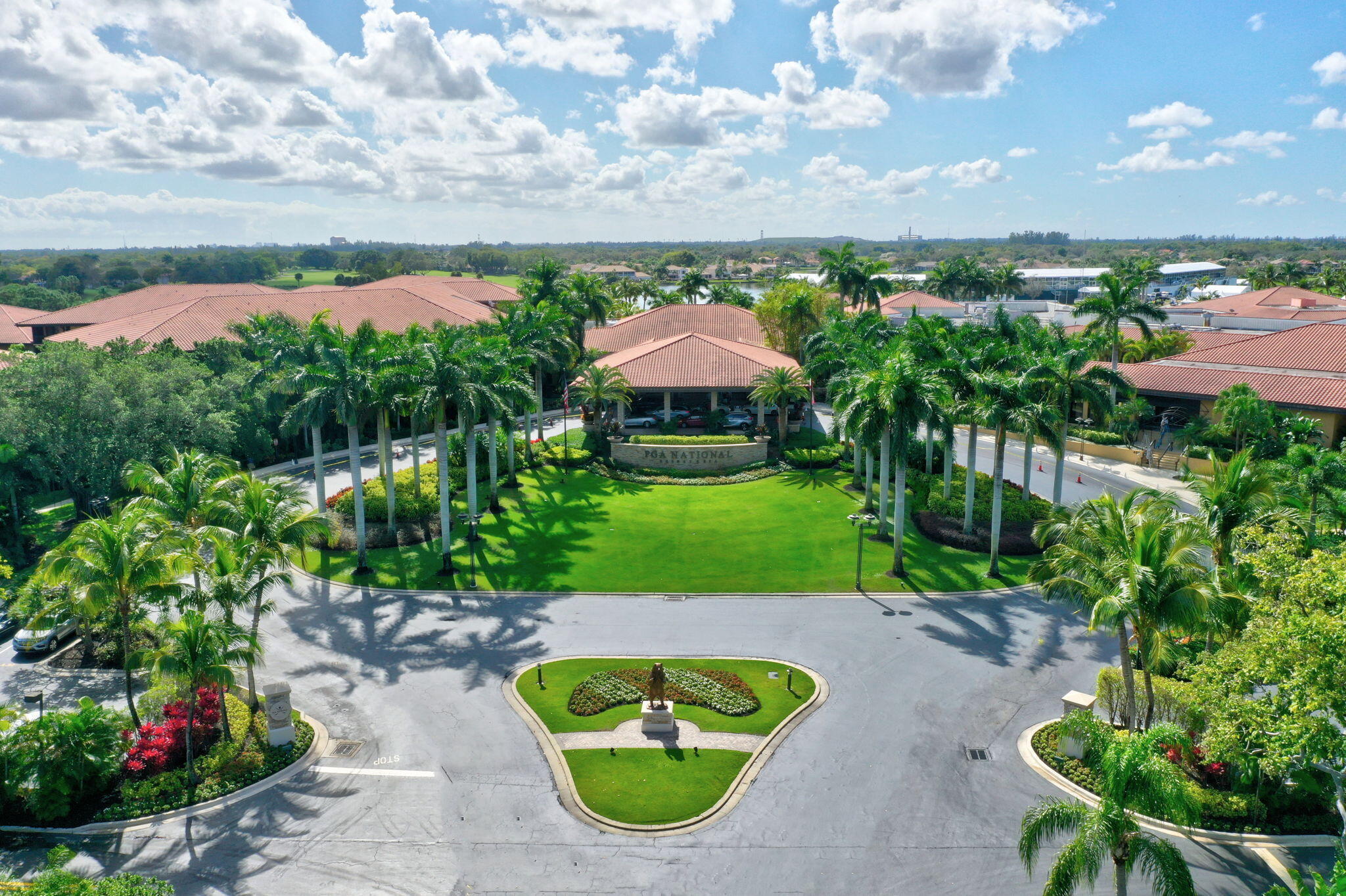 DUNBAR WOODS CONDO I II AND III IN OR4410P782, - Residential