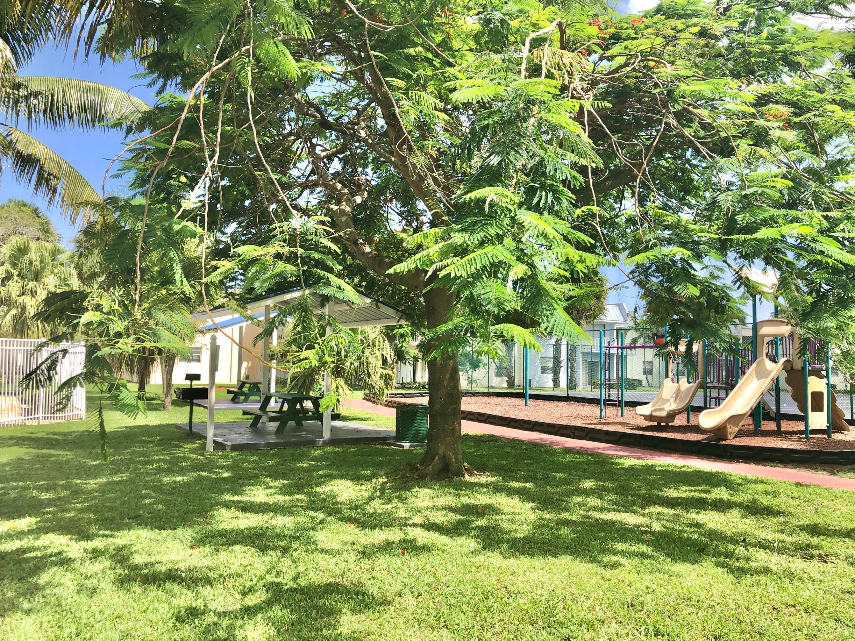 CLEAR LAKE PALMS CONDO - Residential