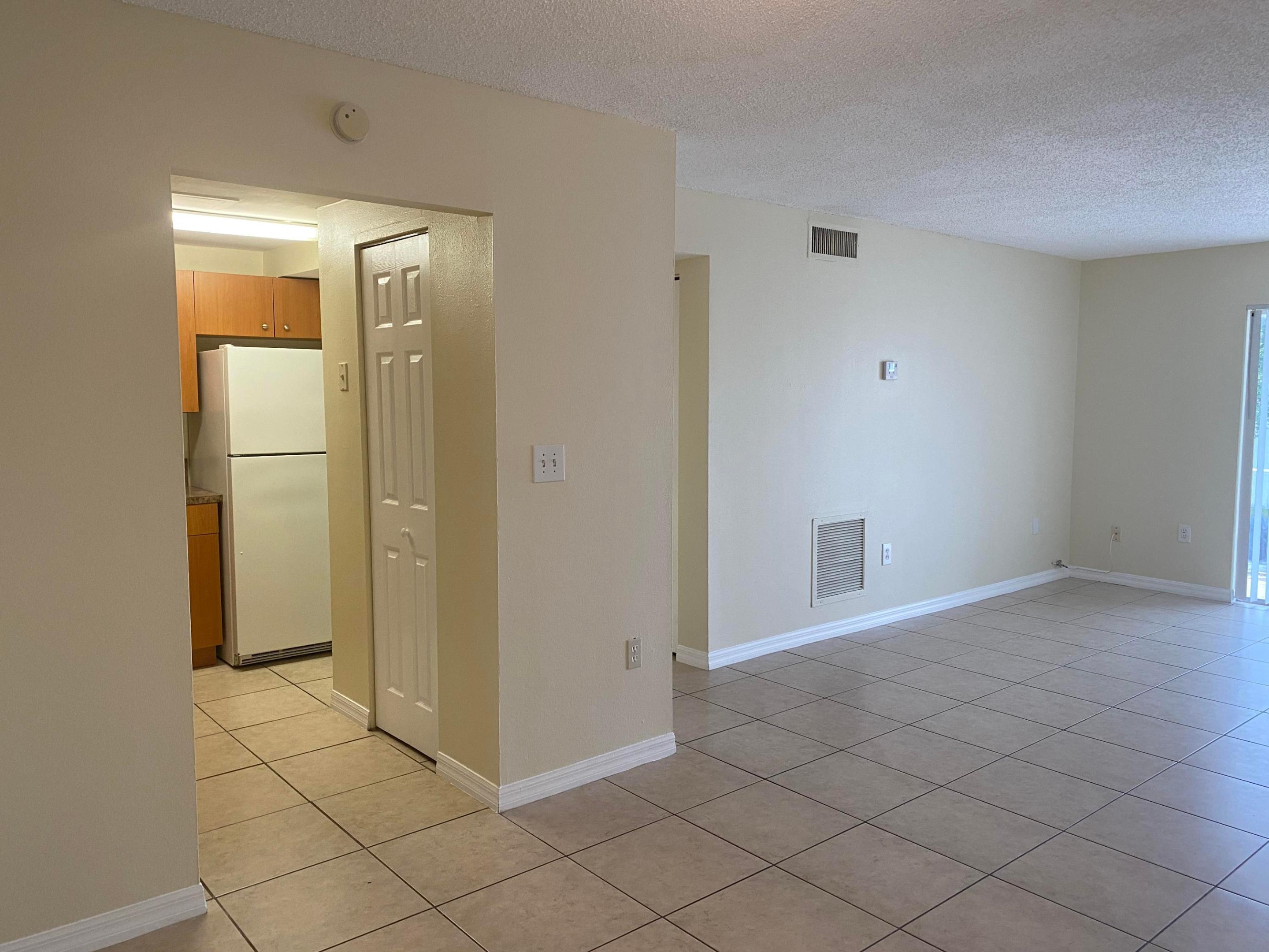 CLEAR LAKE PALMS CONDO - Residential