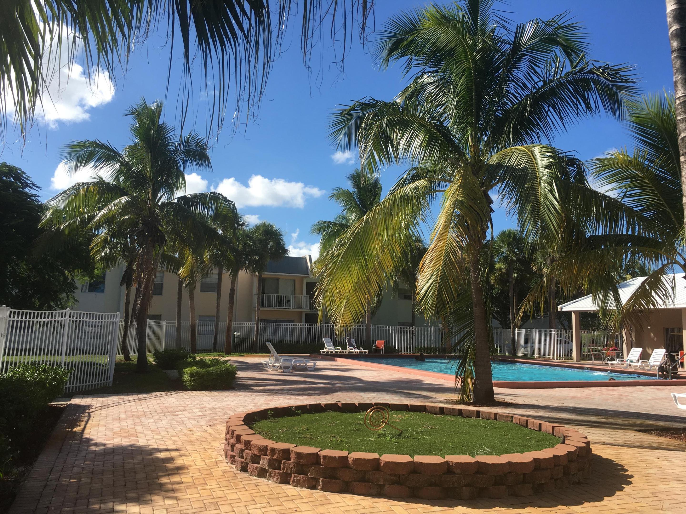 CLEAR LAKE PALMS CONDO - Residential