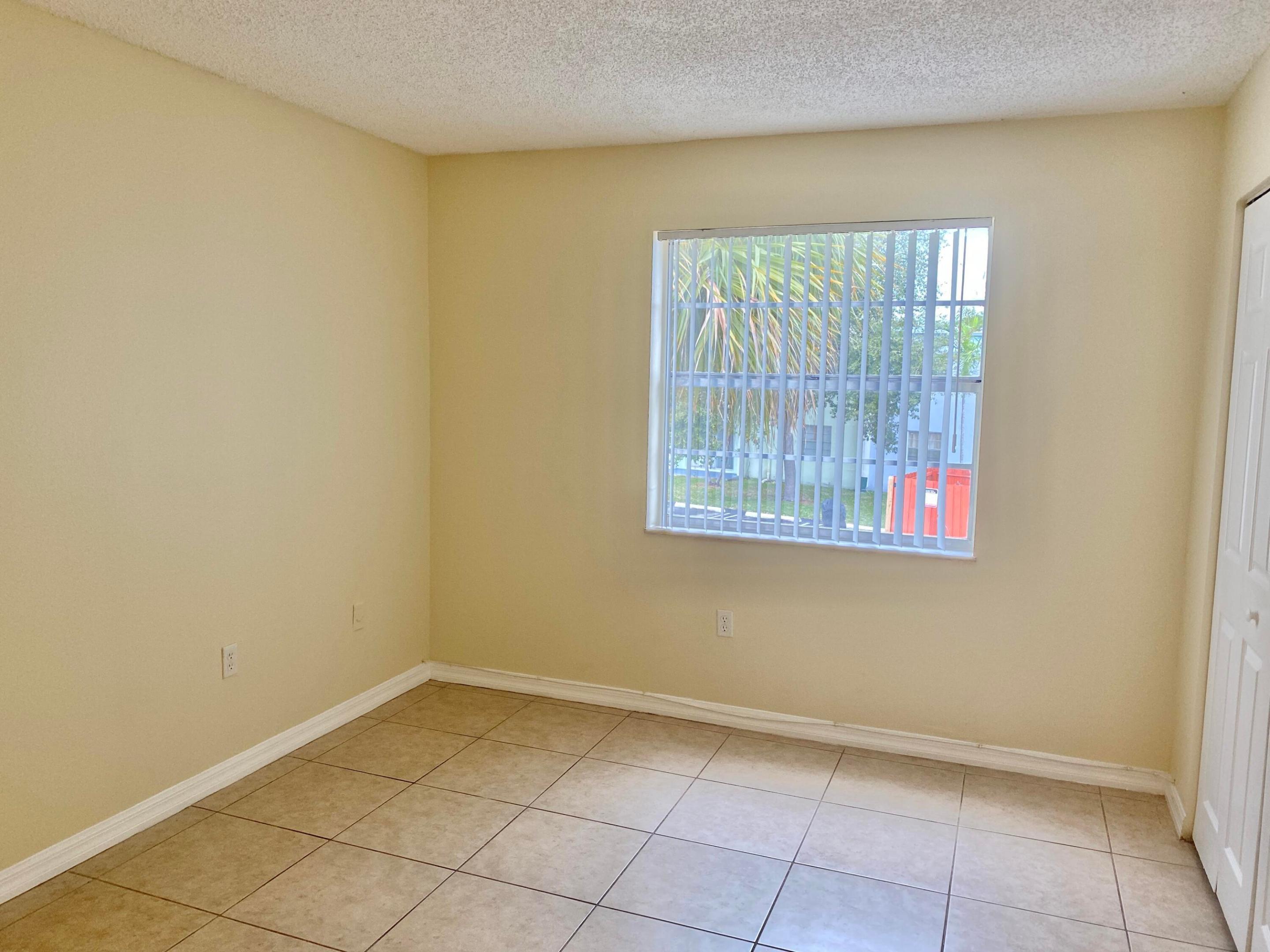 CLEAR LAKE PALMS CONDO - Residential