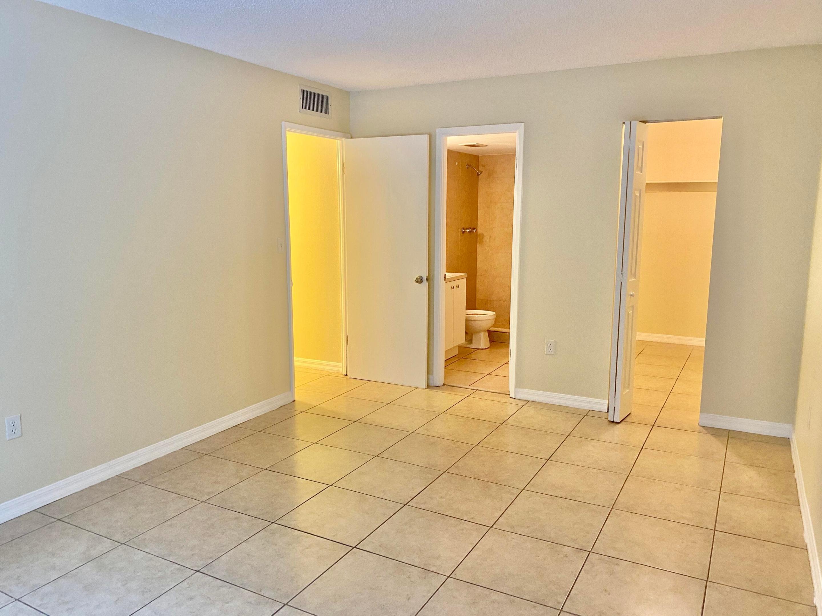 CLEAR LAKE PALMS CONDO - Residential