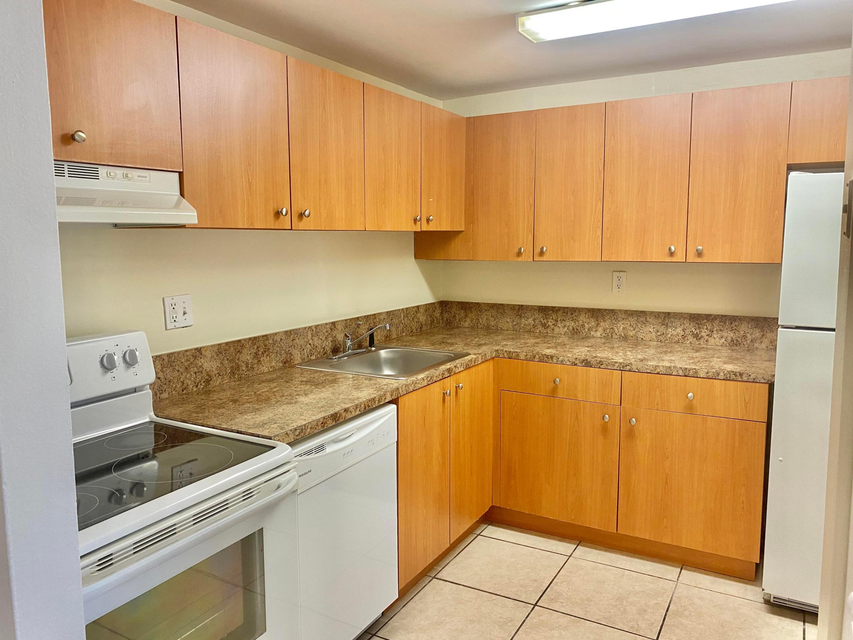 CLEAR LAKE PALMS CONDO - Residential