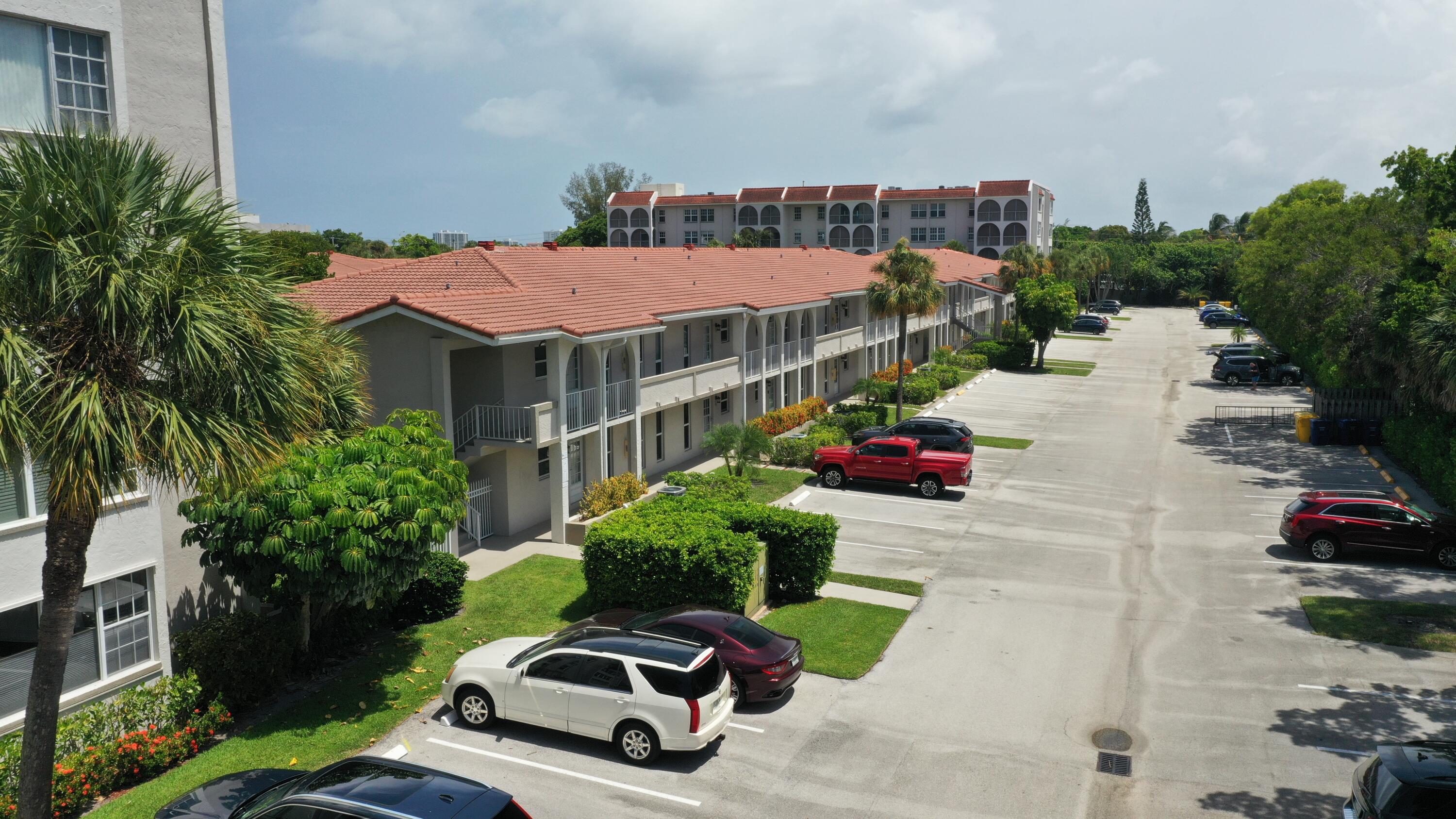 TIERRA DEL SOL CONDO - Residential