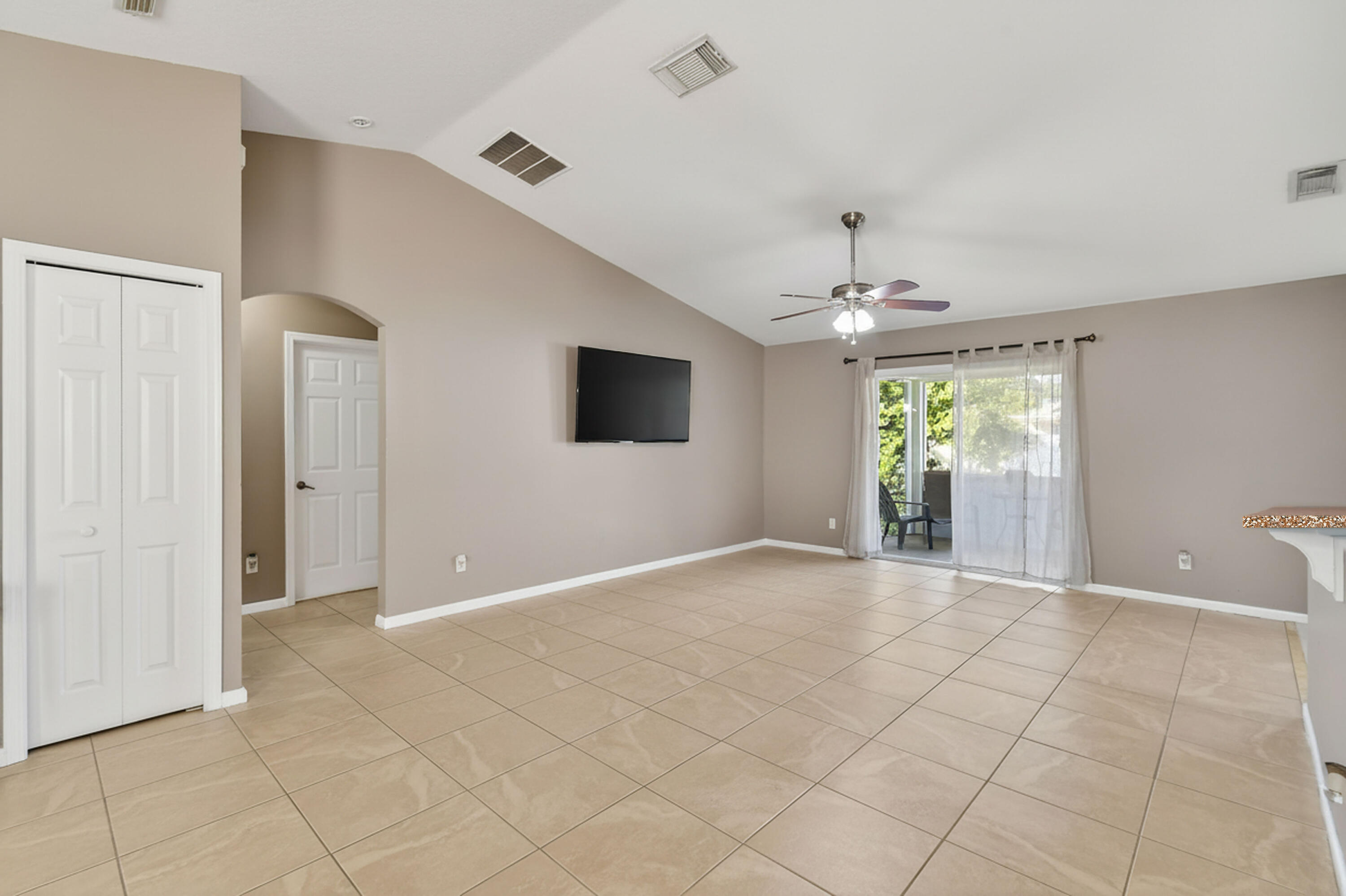 PORT ST LUCIE SECTION 12 - Residential