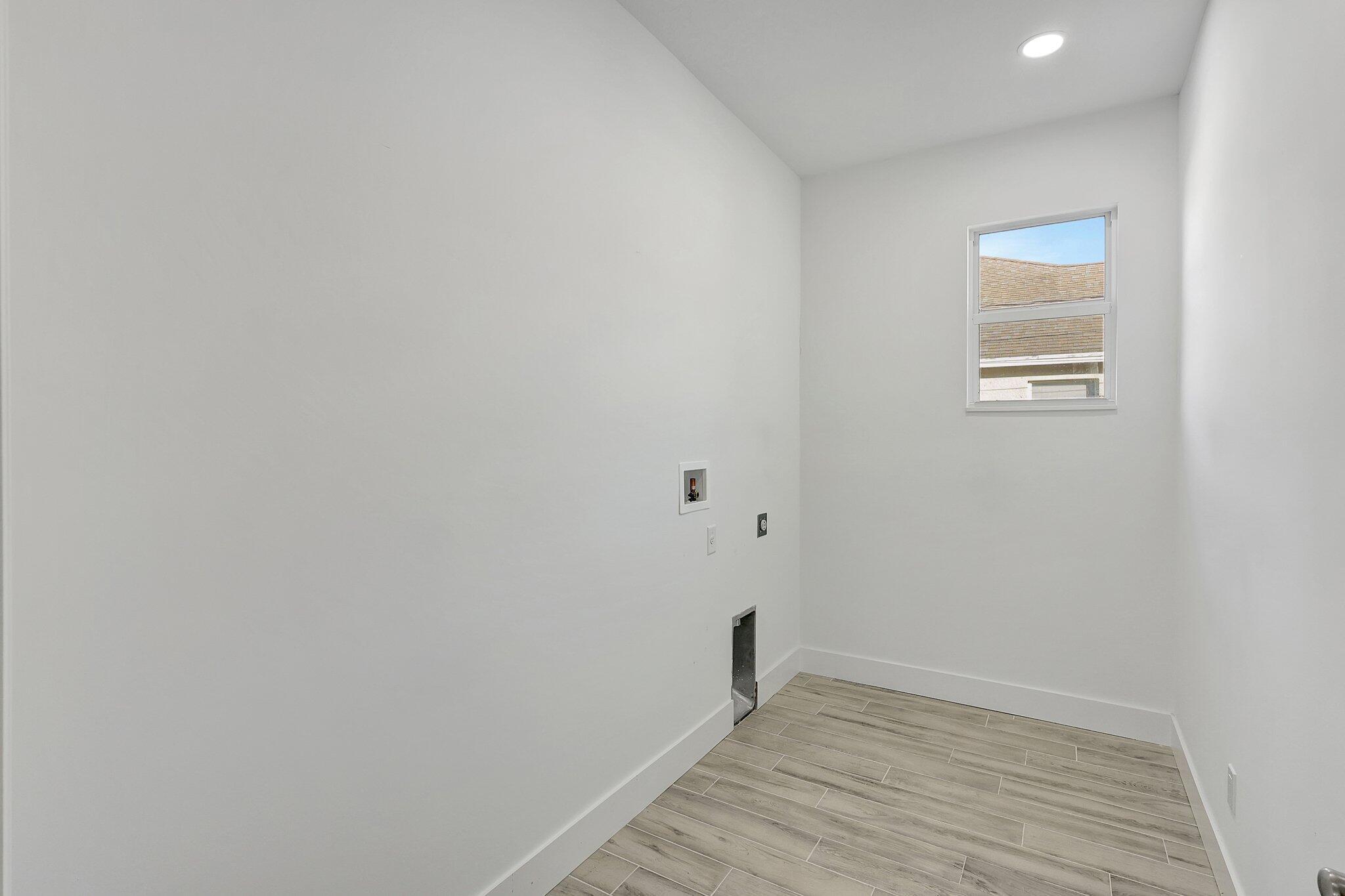 PORT ST LUCIE SECTION 19 - Residential Lease