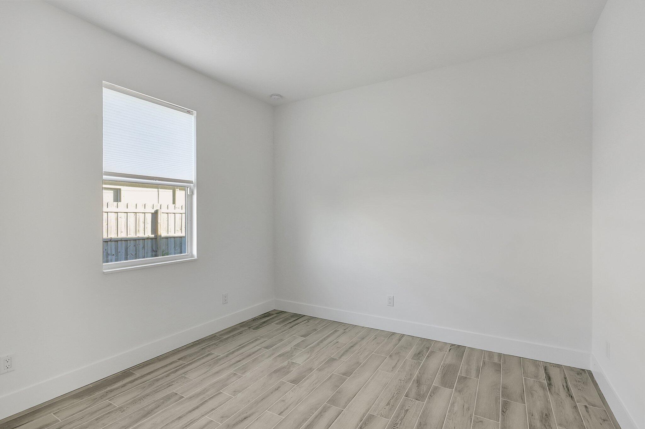 PORT ST LUCIE SECTION 19 - Residential Lease