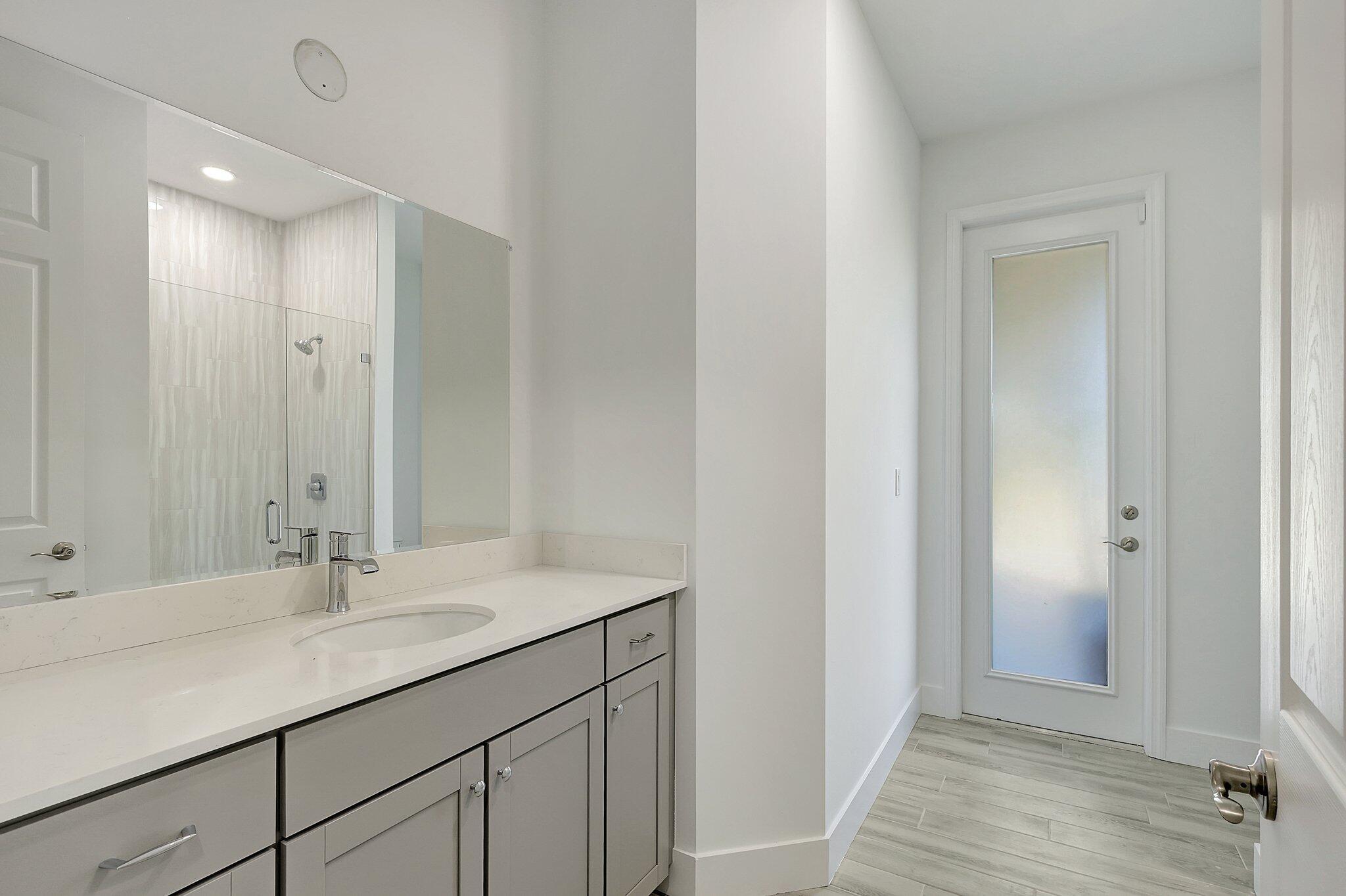 PORT ST LUCIE SECTION 19 - Residential Lease