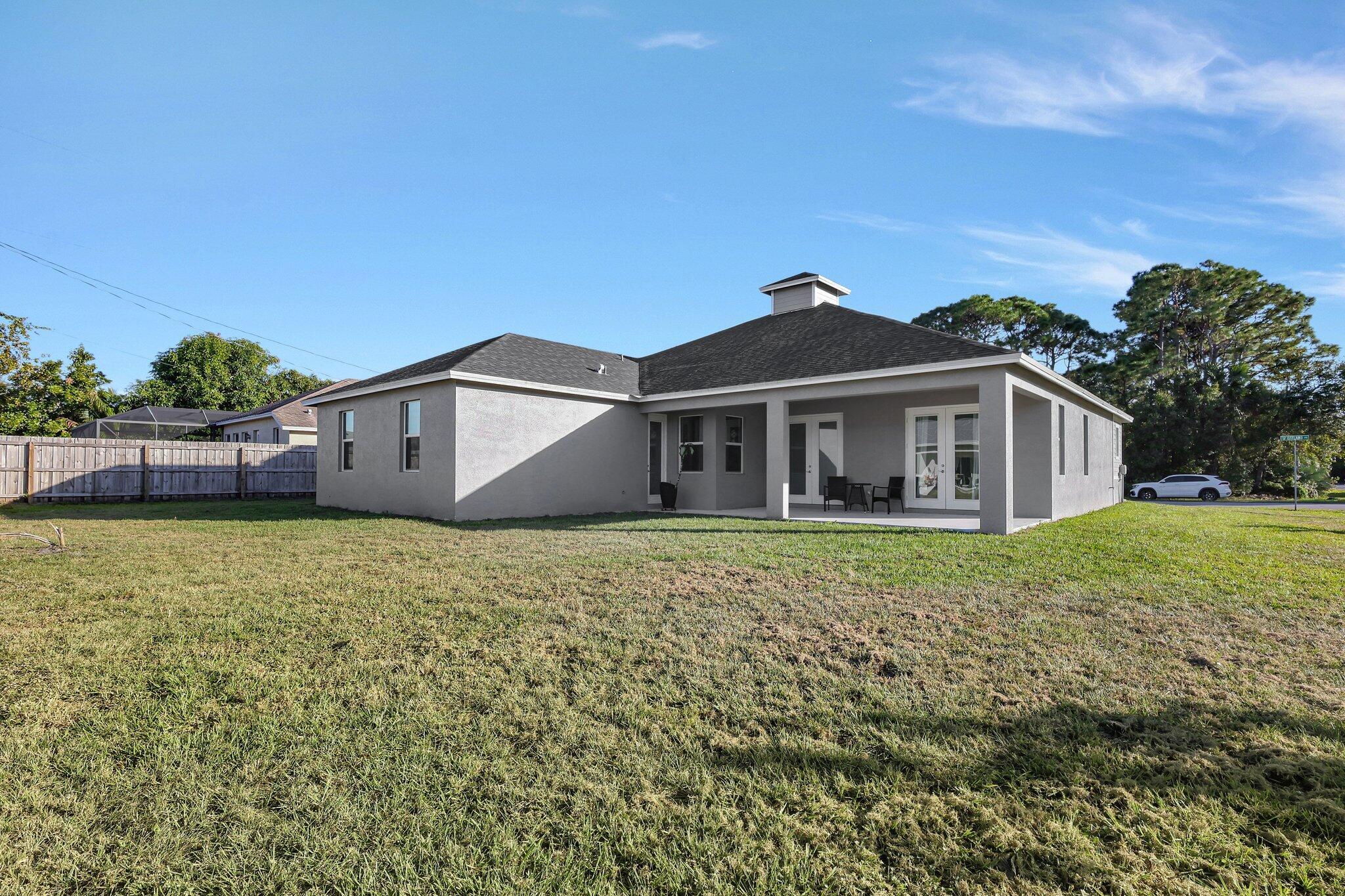 PORT ST LUCIE SECTION 19 - Residential Lease