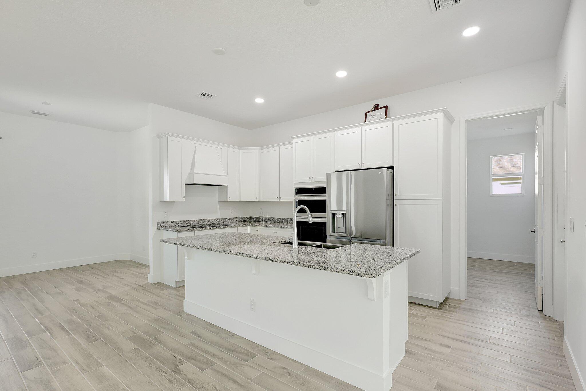 PORT ST LUCIE SECTION 19 - Residential Lease