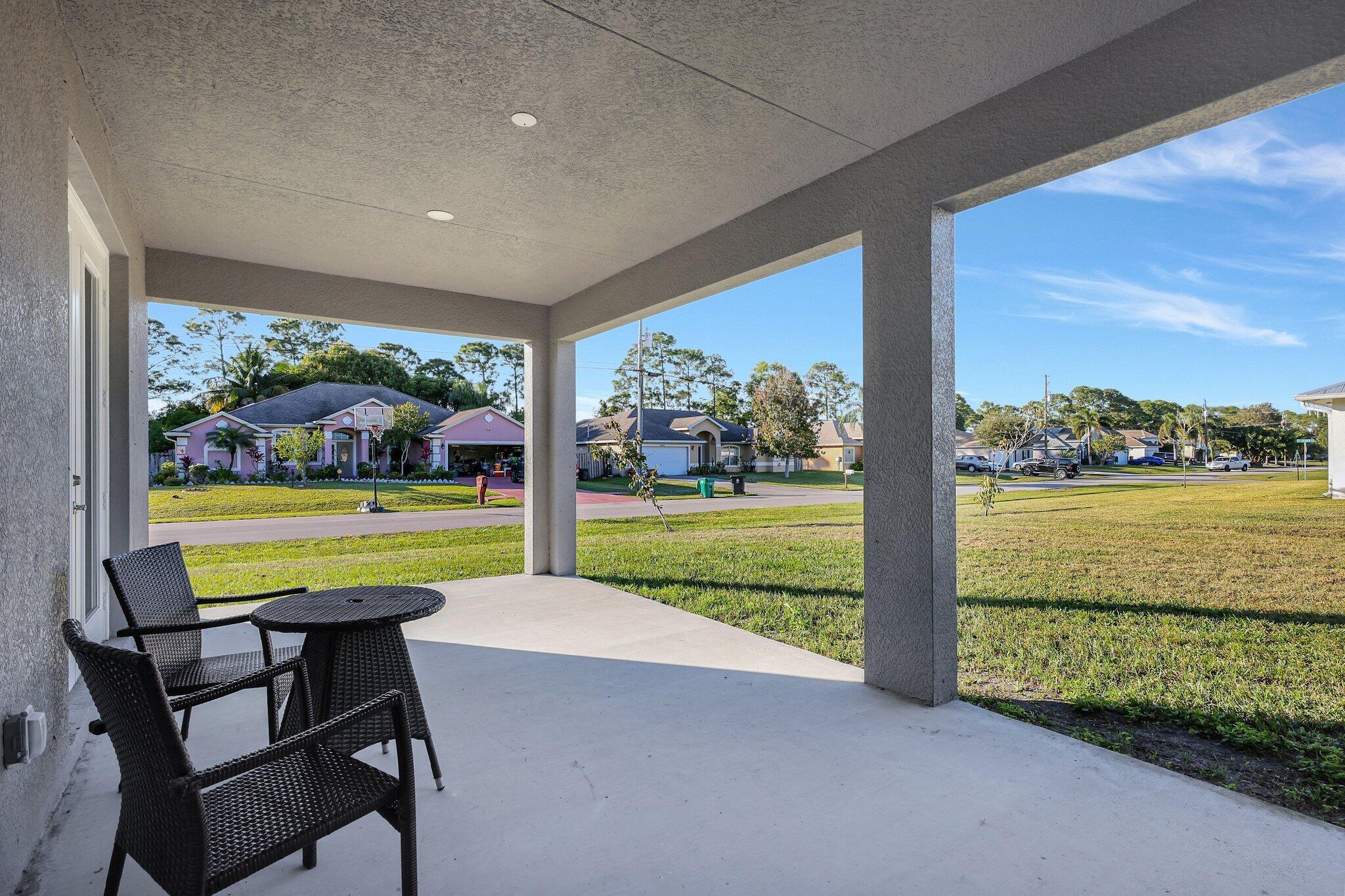 PORT ST LUCIE SECTION 19 - Residential Lease