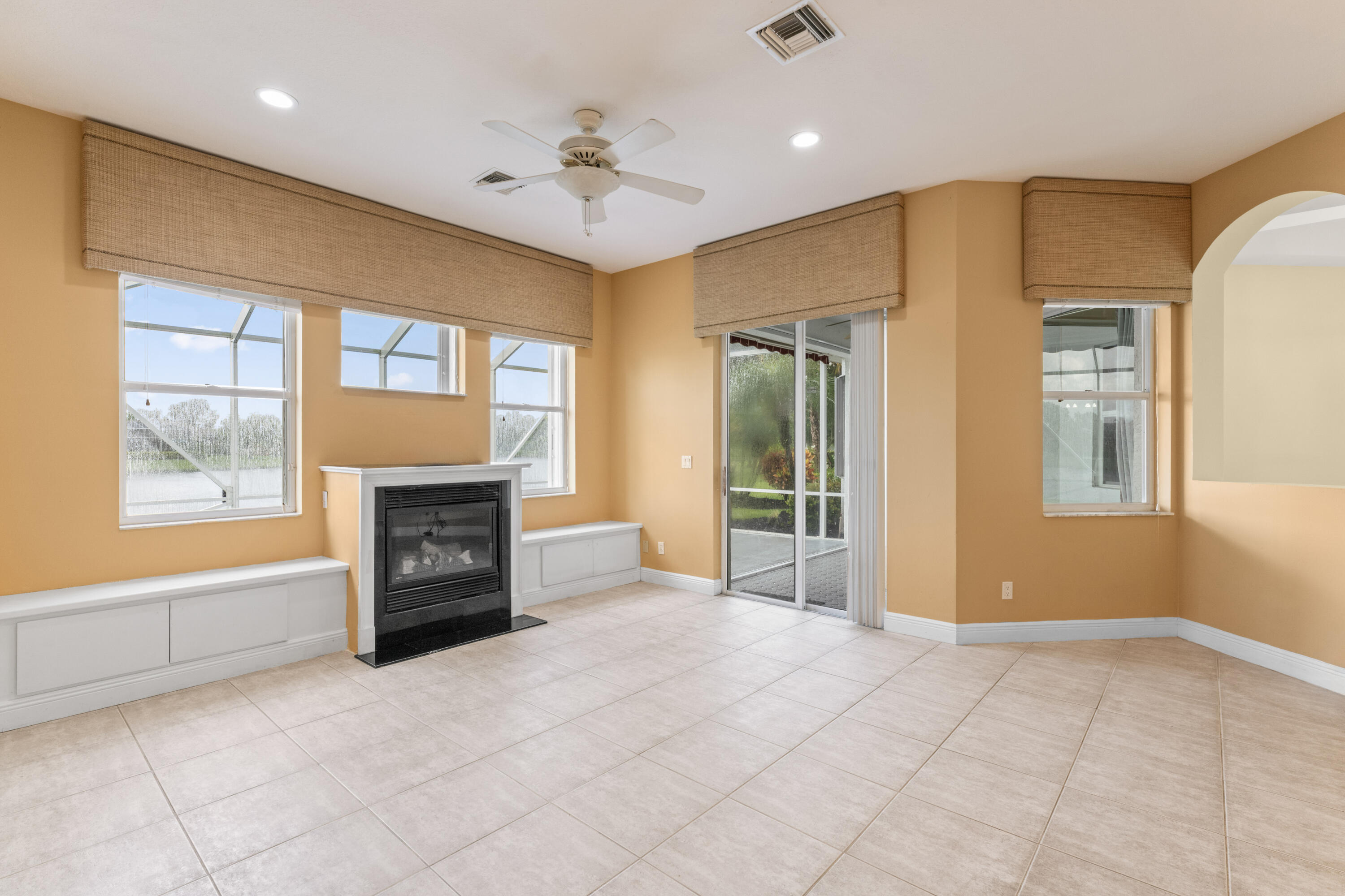 FLORIDA CLUB - Residential