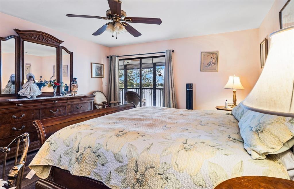 ASHMONT CONDOMINIUM E - Residential