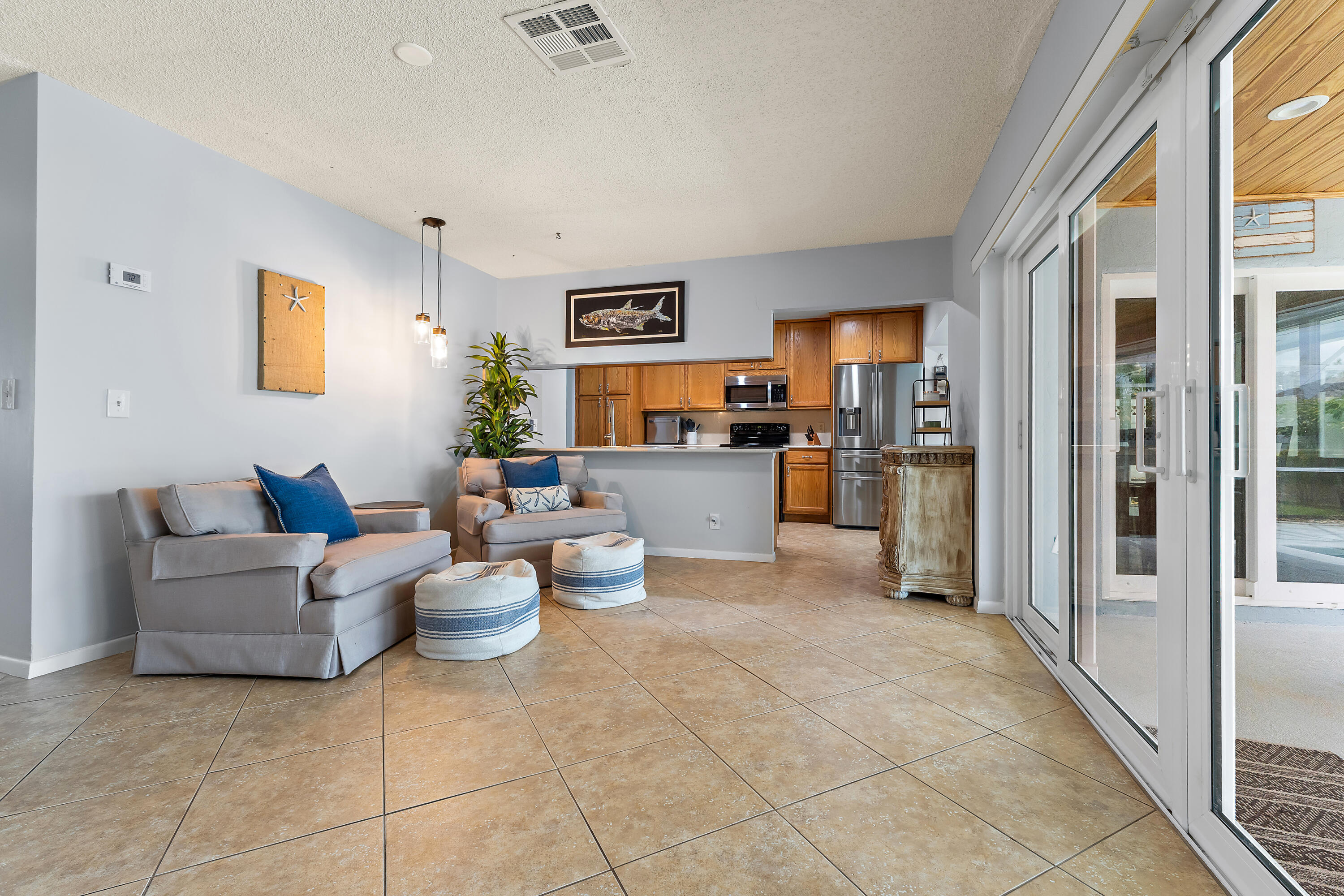TEQUESTA PINES - Residential