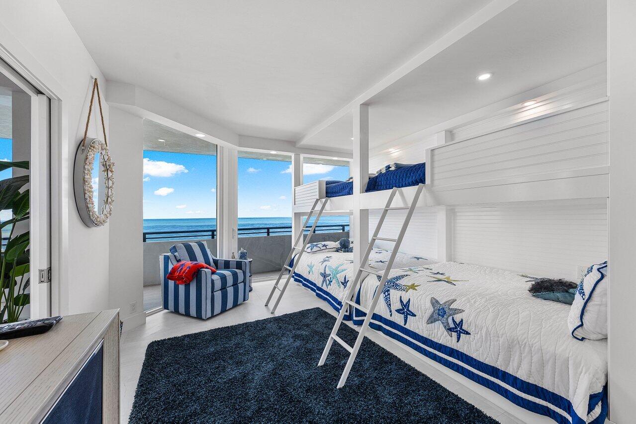 PALM BEACH HAMPTON CONDO - Residential
