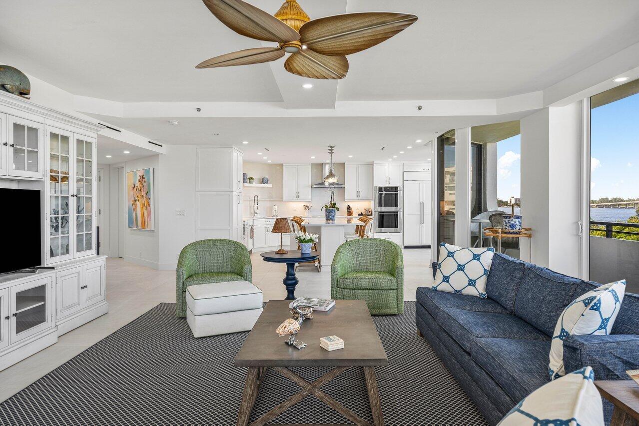 PALM BEACH HAMPTON CONDO - Residential