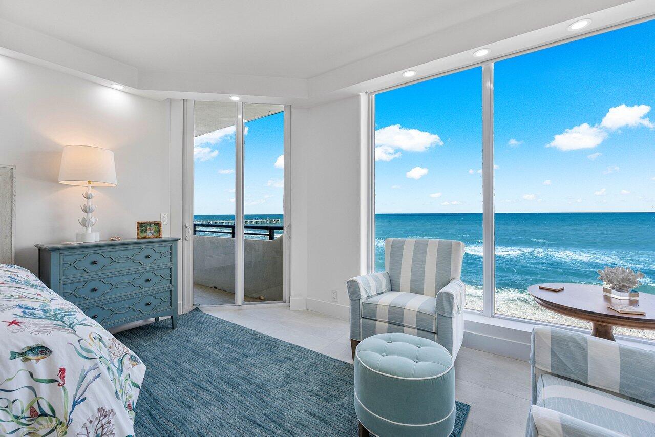 PALM BEACH HAMPTON CONDO - Residential