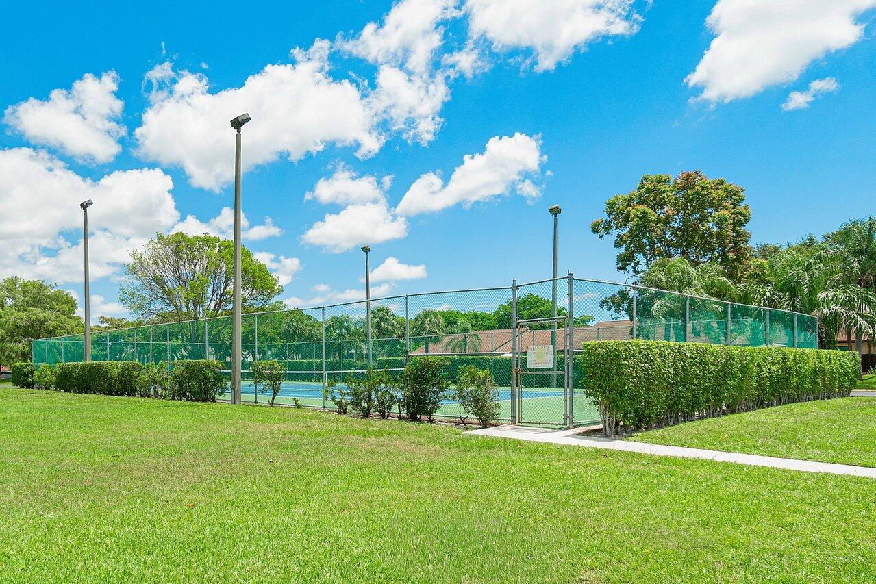 PALM CLUB VILLAGE I CONDO - Residential