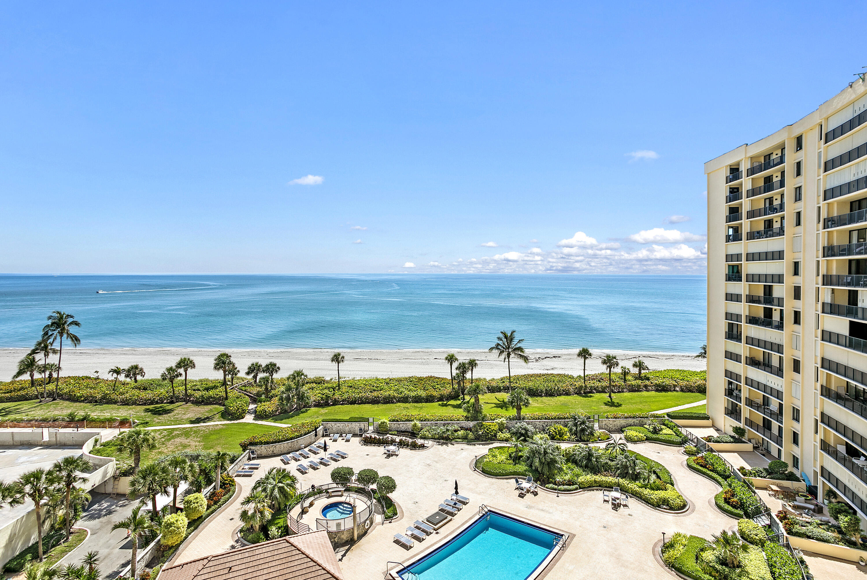 OCEAN TRAIL CONDO III - Residential