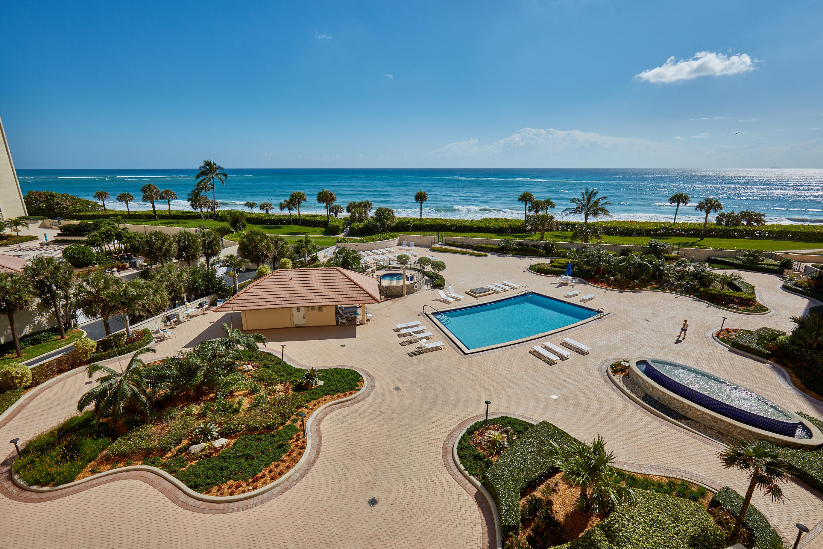 OCEAN TRAIL CONDO III - Residential