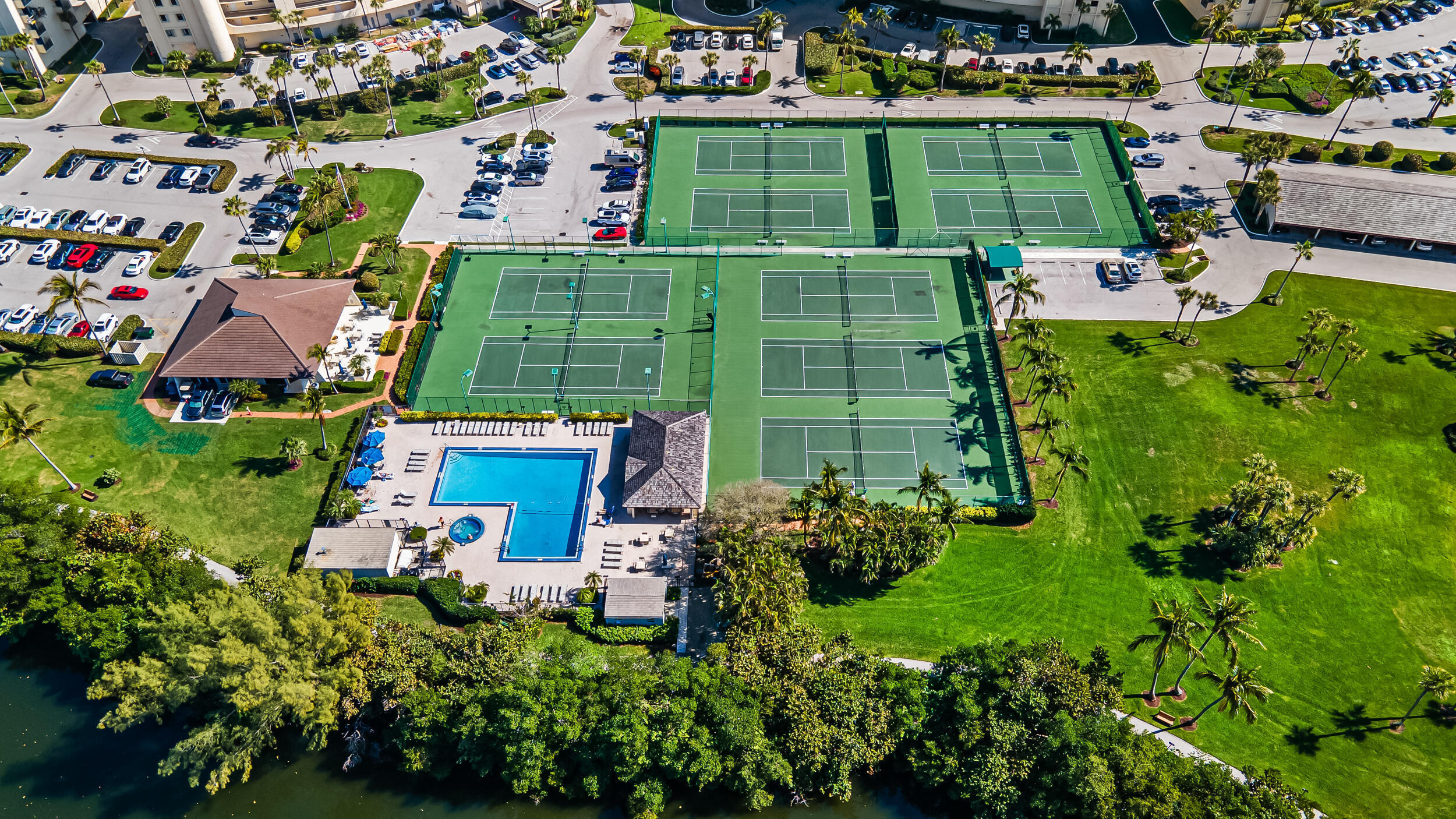 OCEAN TRAIL CONDO III - Residential